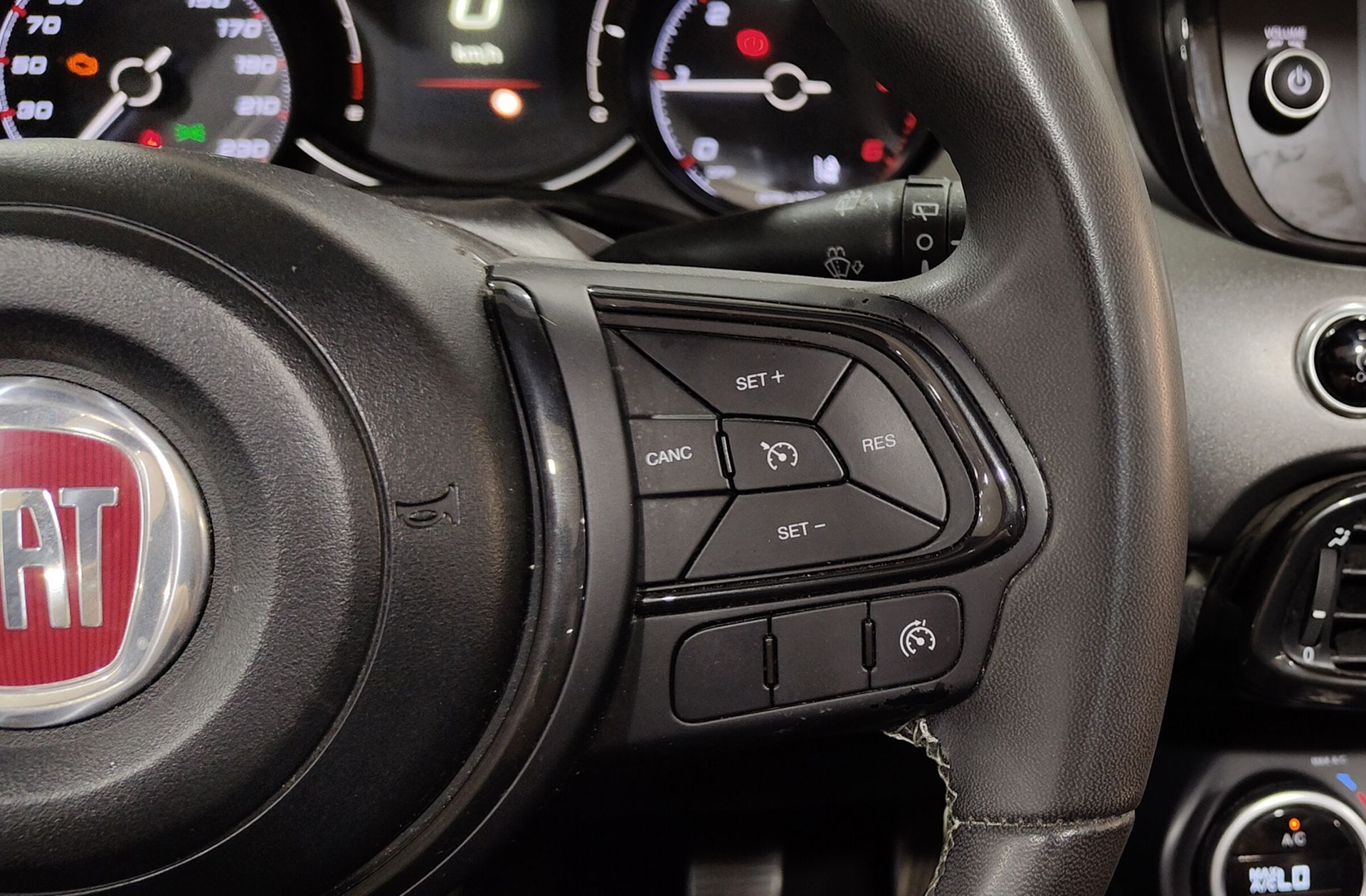 Fiat 500X Dolcevita Sport 1.6 MultiJet - foto 29