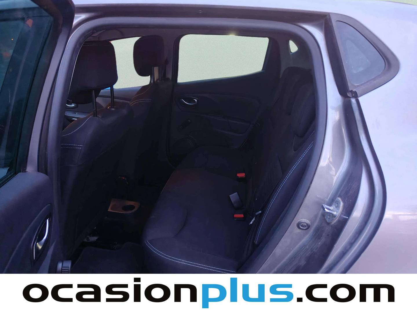 Foto asientos traseros Renault Clio Renault Clio Limited 1.2 (75 CV)