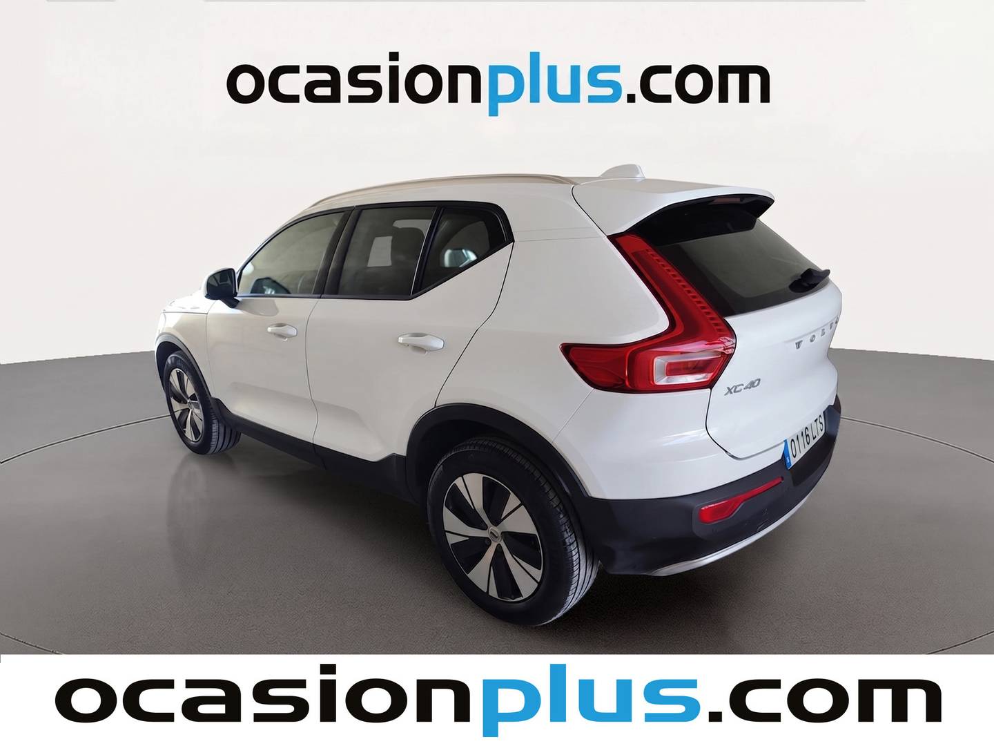 Foto trasera Volvo XC40 Volvo XC40 T2 Momentum Pro Auto (129 CV) derecha