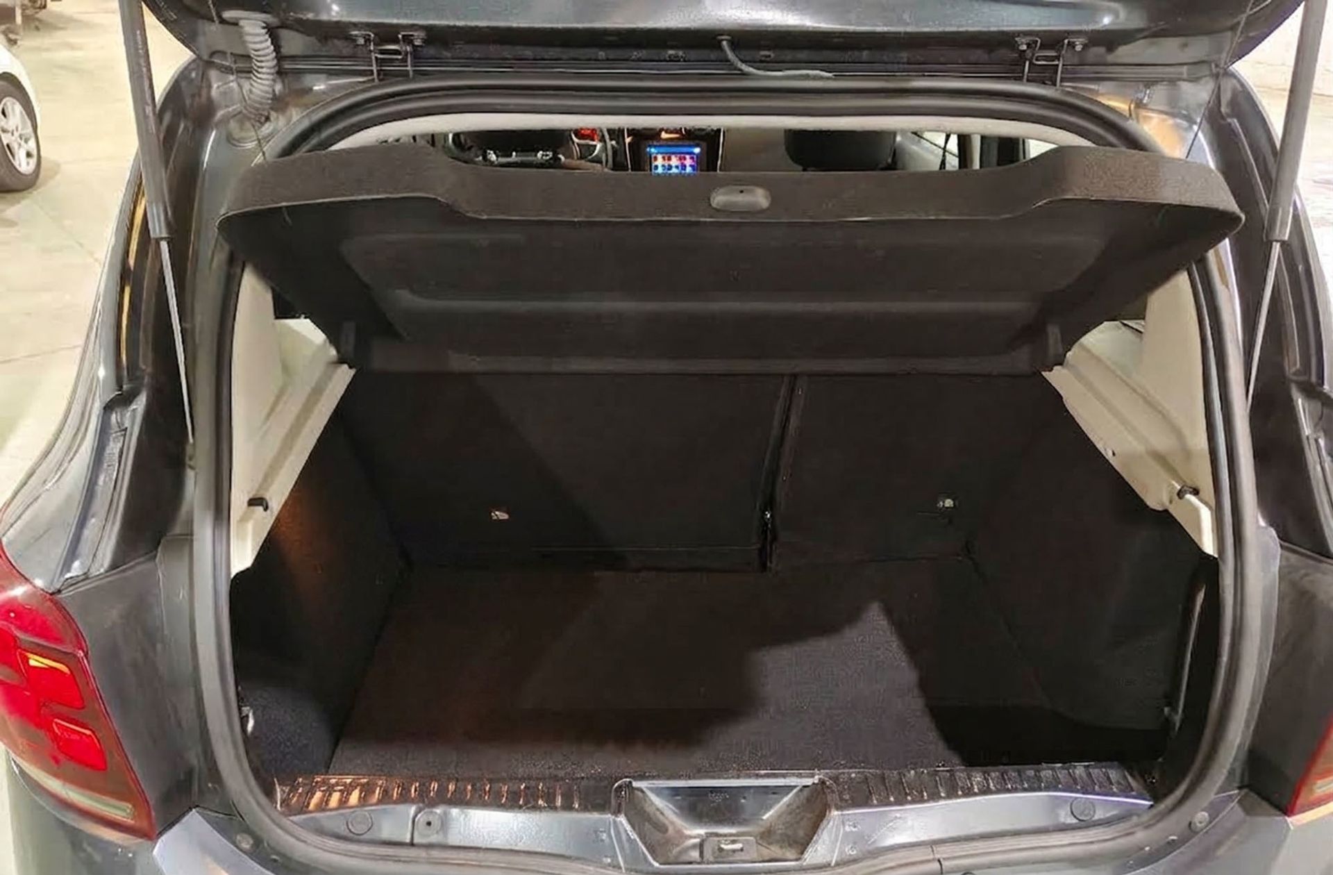 Dacia Sandero Serie Limitada Xplore TCe - foto 13