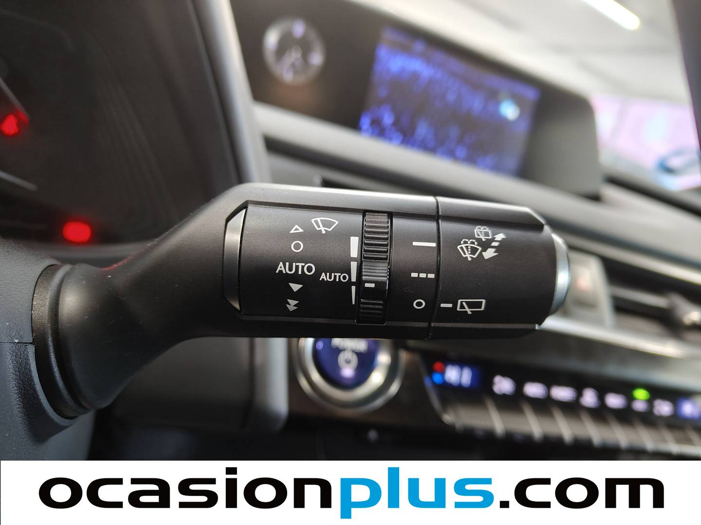 Foto Lexus UX Lexus UX 250h Style (184 CV)