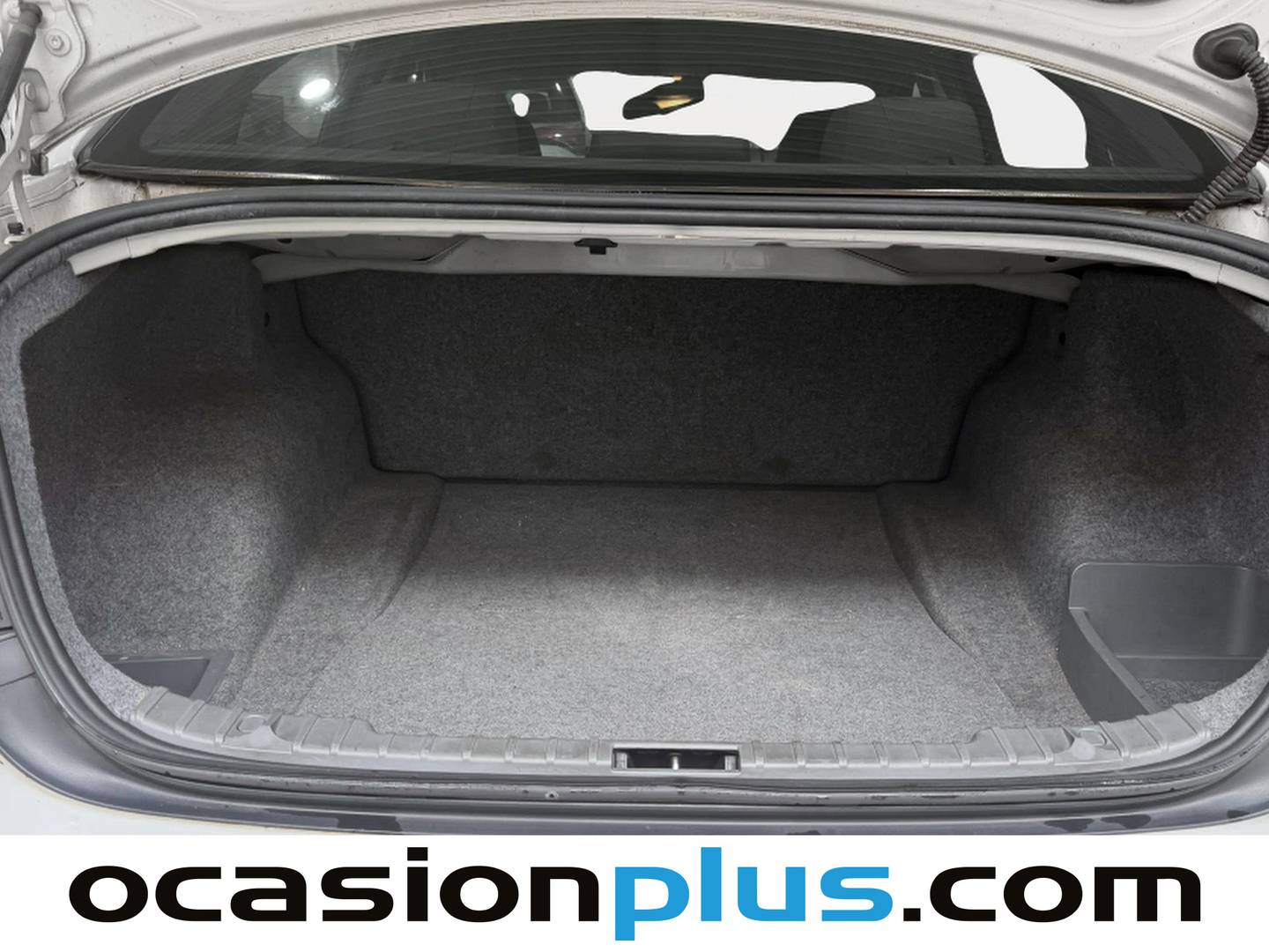 Fotos maletero BMW Serie 3 BMW Serie 3 320i (170 CV)