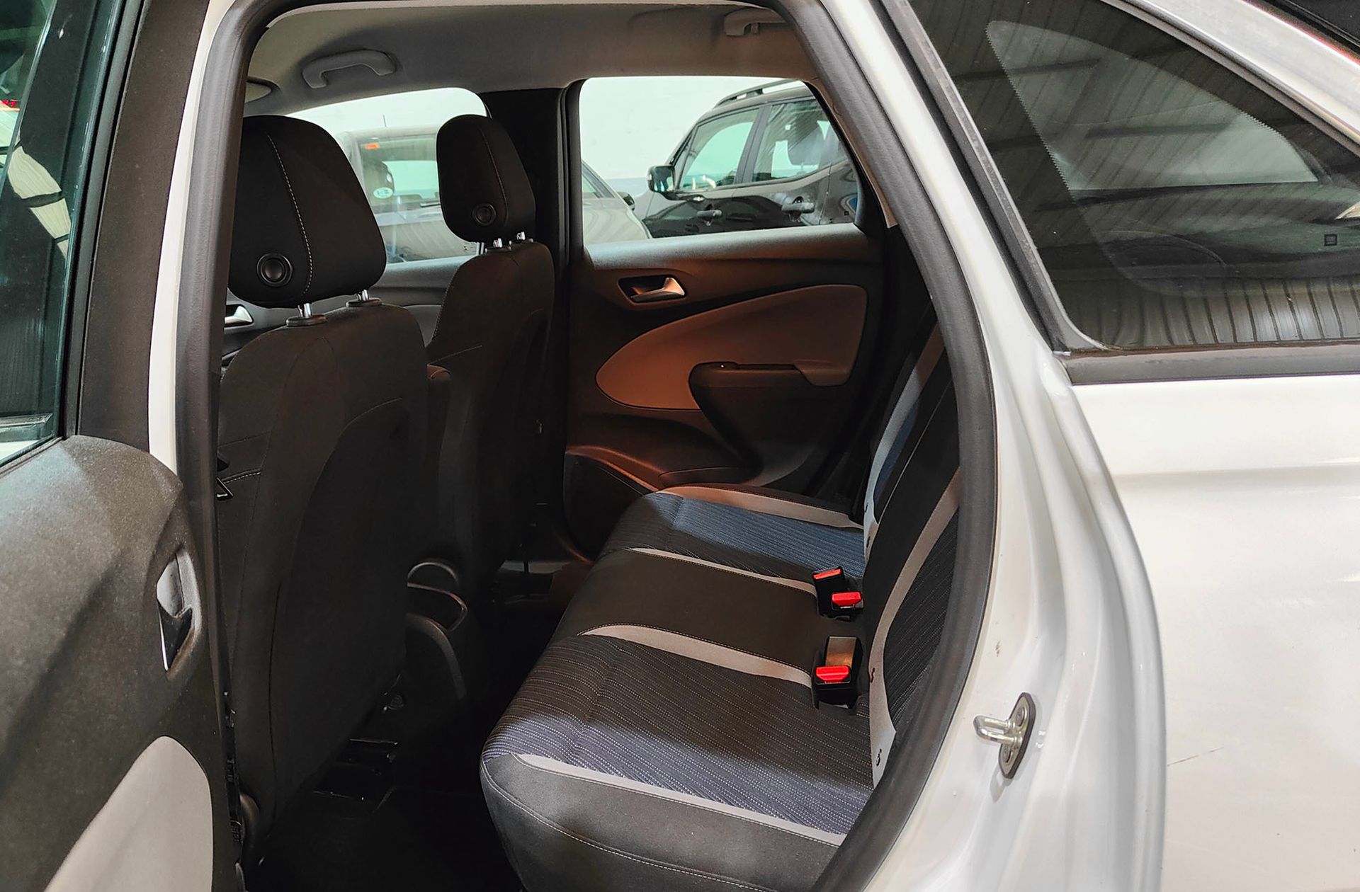 Opel Crossland 1.5 D Design Line 120 Aniversario - foto 11