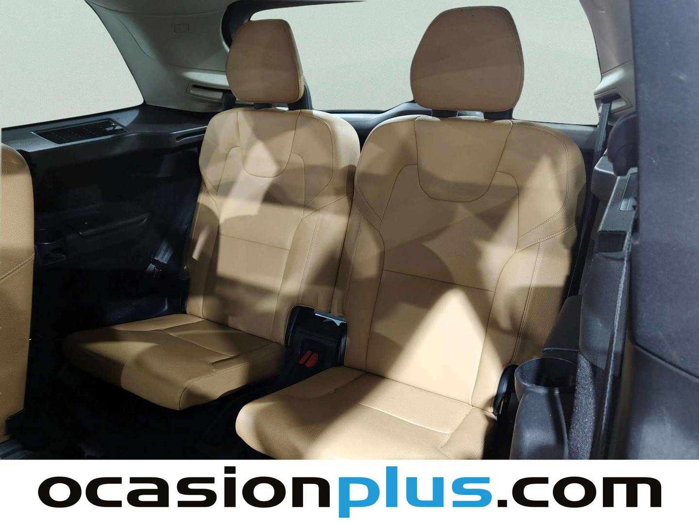 Extras y acabados del Volvo XC90 Volvo XC90 D5 Momentum AWD Auto  (225 CV)