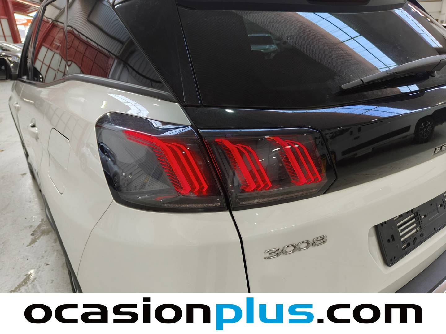 Foto Peugeot 3008 Hybrid Peugeot 3008 Hybrid 300 Allure Pack e-EAT8 (300 CV)