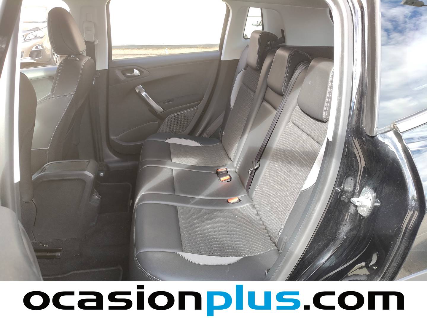 Foto asientos traseros Peugeot 2008 Peugeot 2008 PureTech 130 S&S Allure (130 CV)