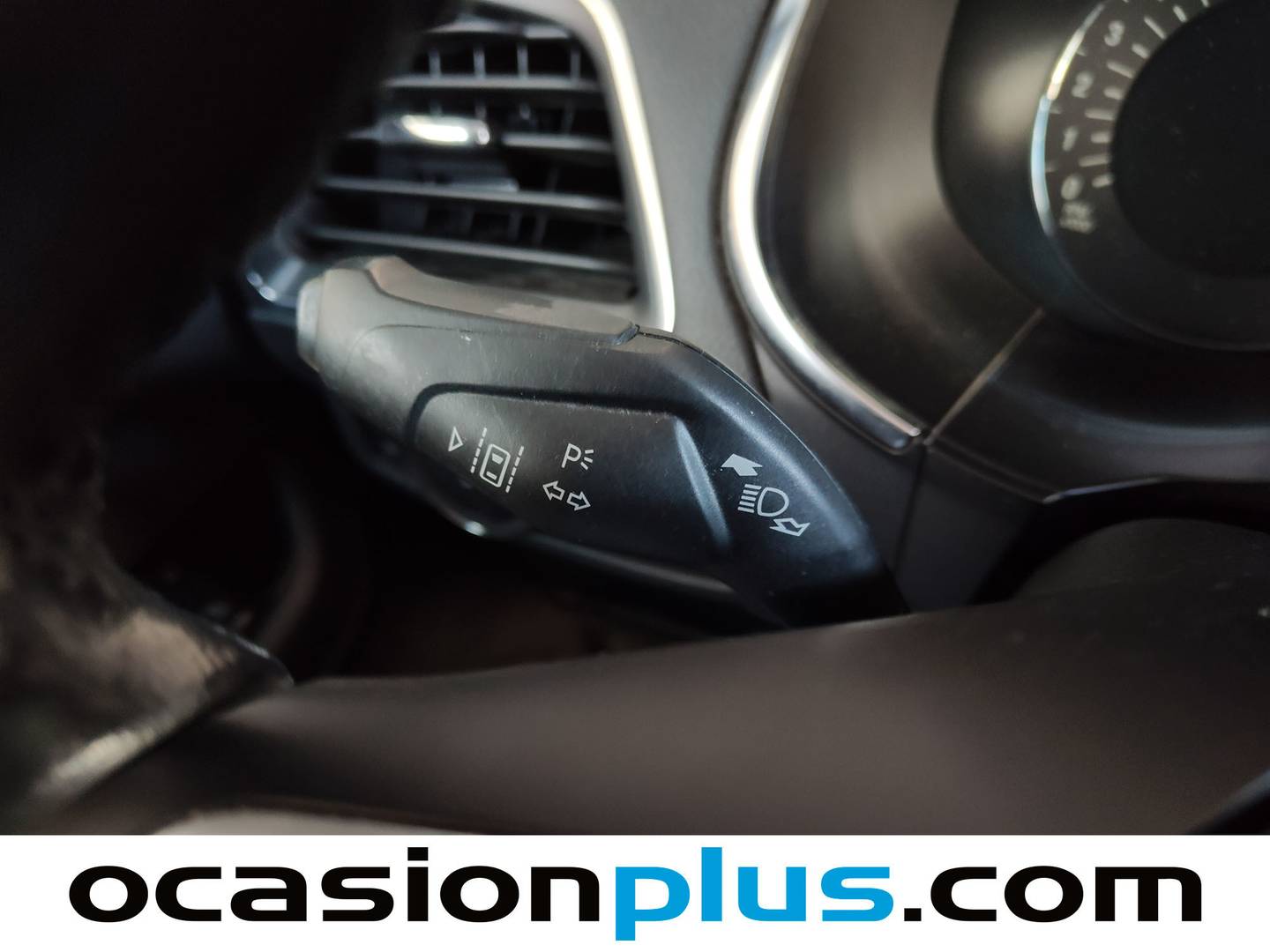 Ford S-MAX Ford S-Max 2.5 Duratec FHEV Titanium (190 CV) seminuevo