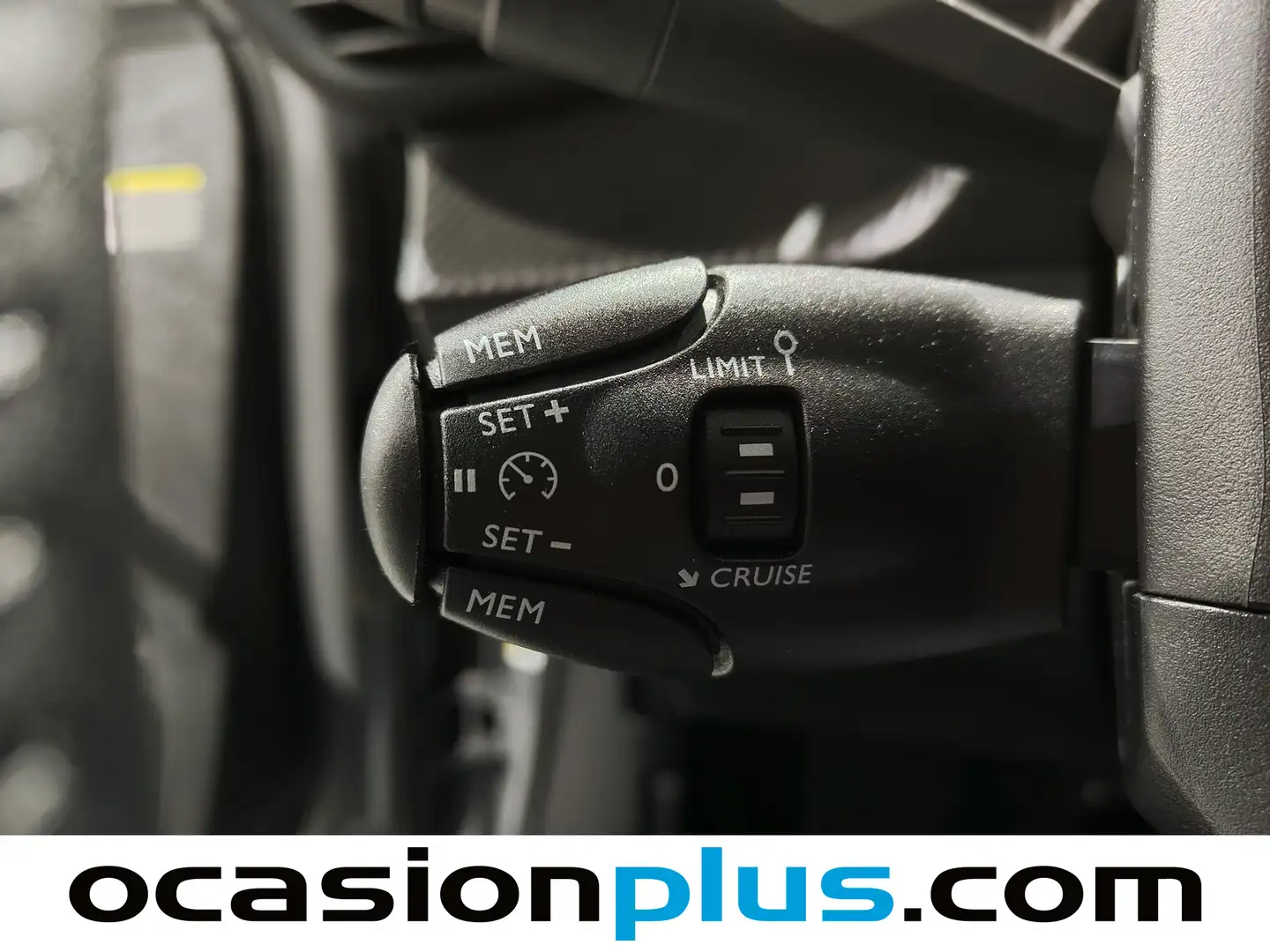 Foto Peugeot 2008 Peugeot 2008 PureTech 100 S&S Allure (100 CV)