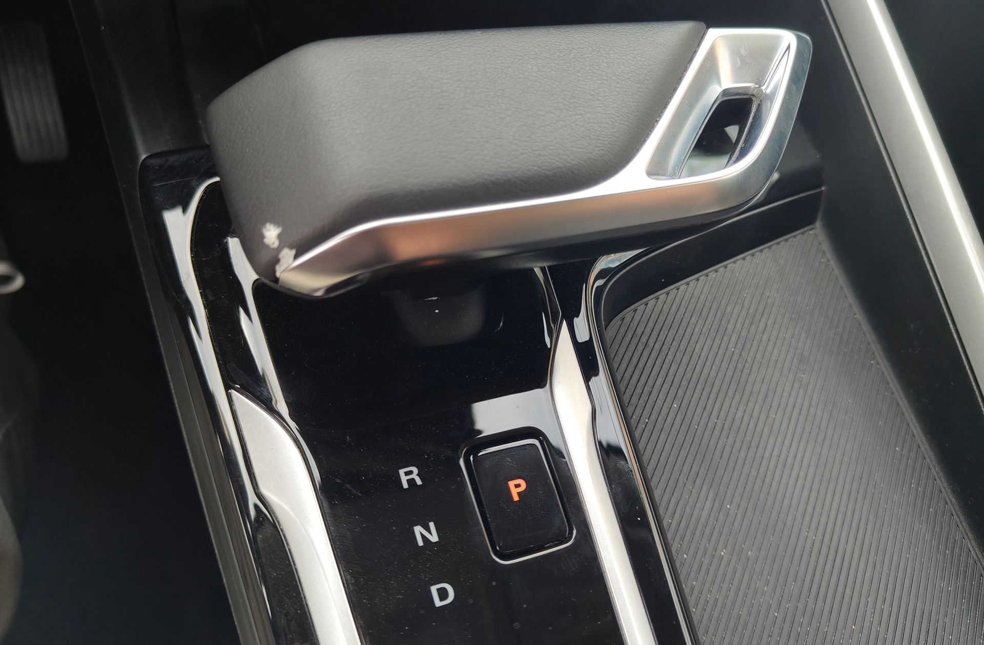 MG ZS 1.5 Hybrid+ Luxury - foto 5