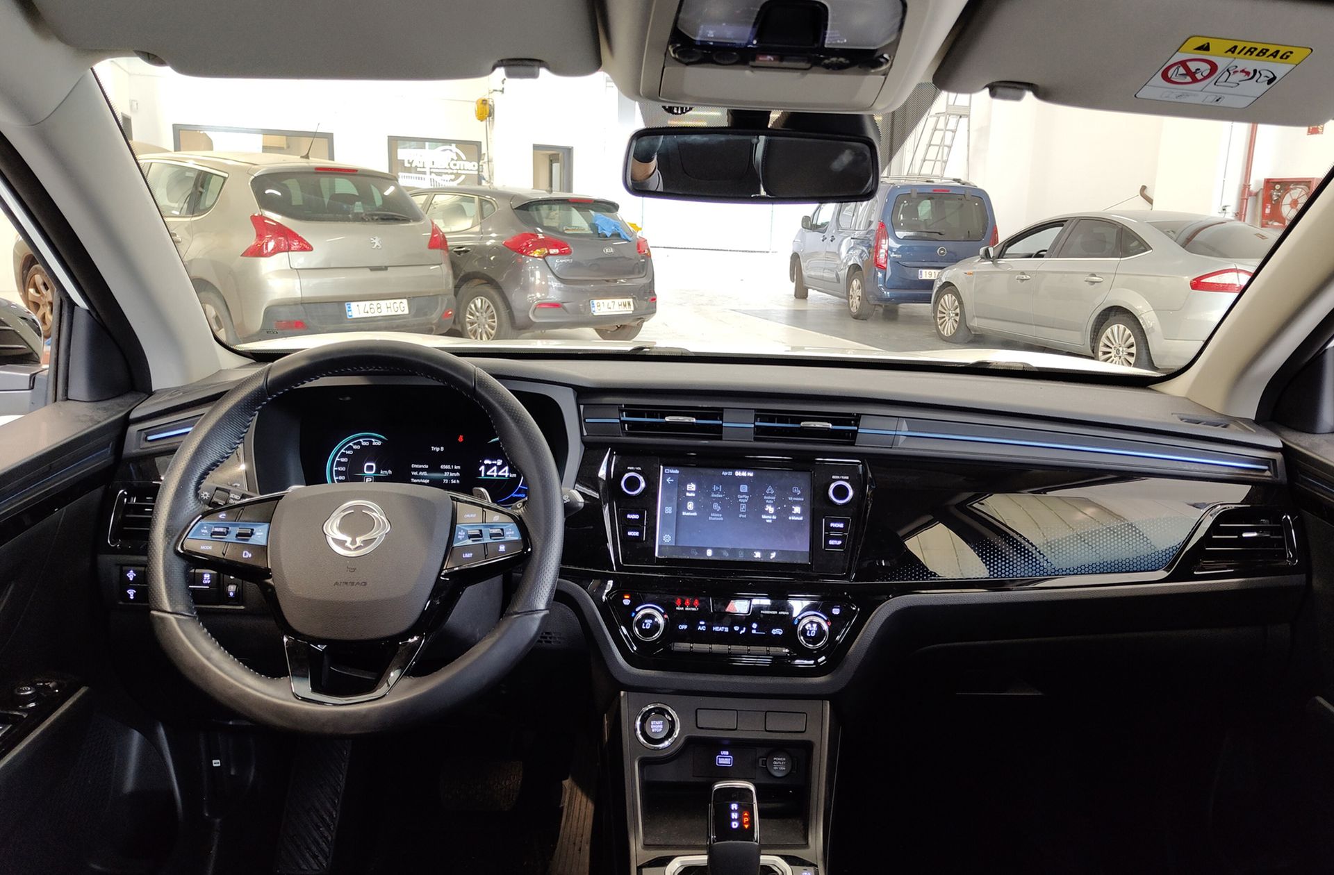 SsangYong Korando E-motion Urban - foto 6