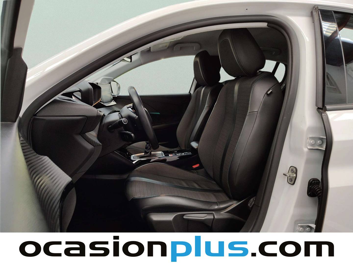 Foto asientos delanteros Peugeot 208 Peugeot 208 PureTech 100 Allure Pack (100 CV)