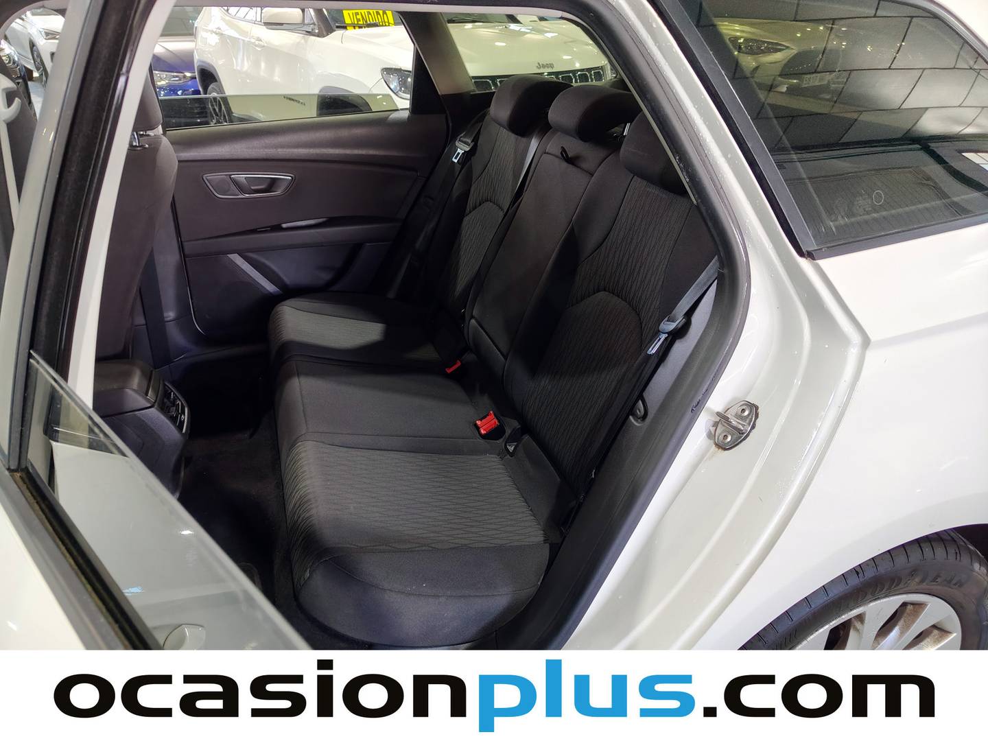 Foto asientos traseros Seat León Seat León ST 1.6 TDI S&S Style (105 CV)