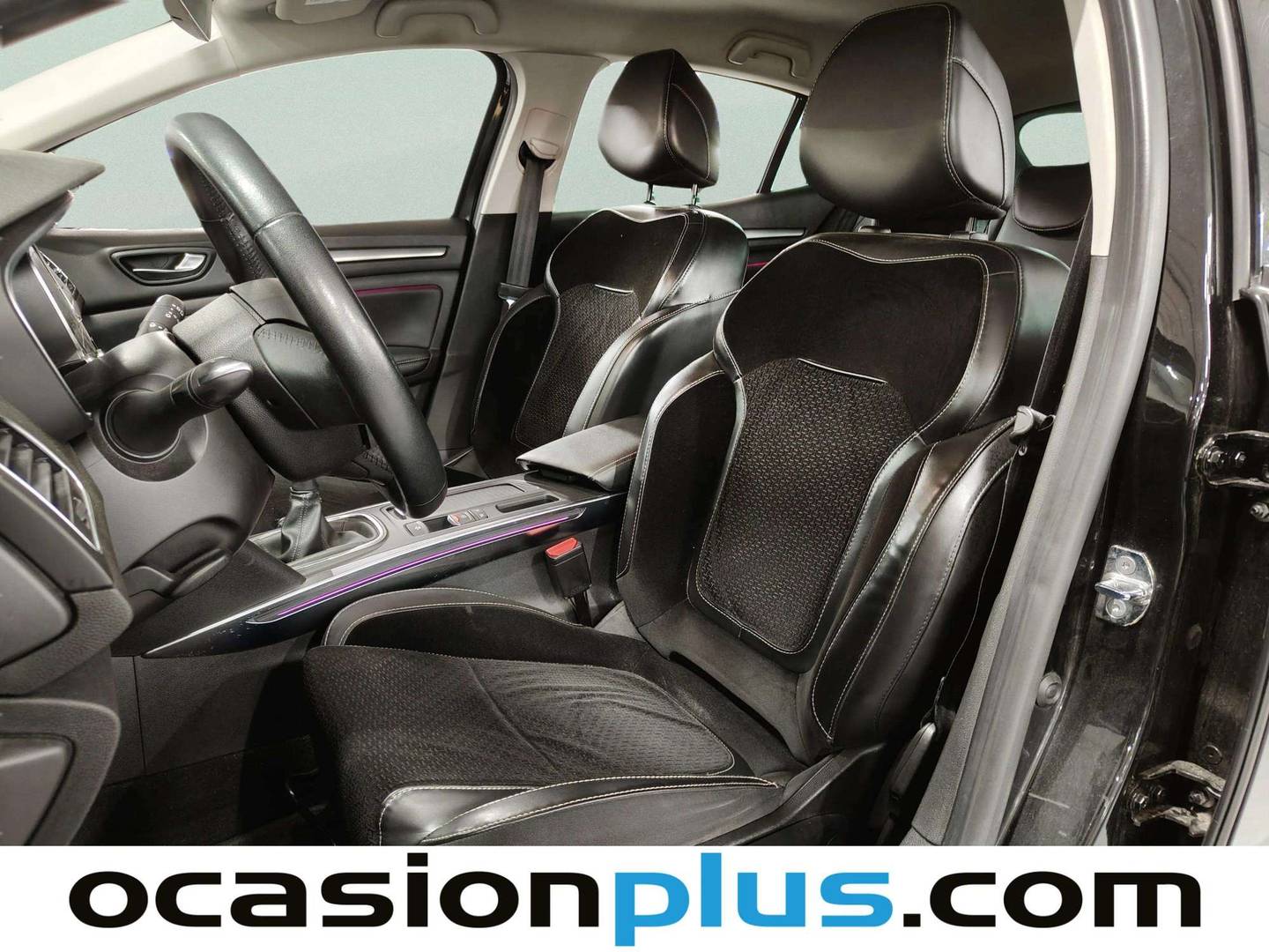 Foto asientos delanteros Renault Mégane Renault Megane Zen Energy TCe (130 CV)
