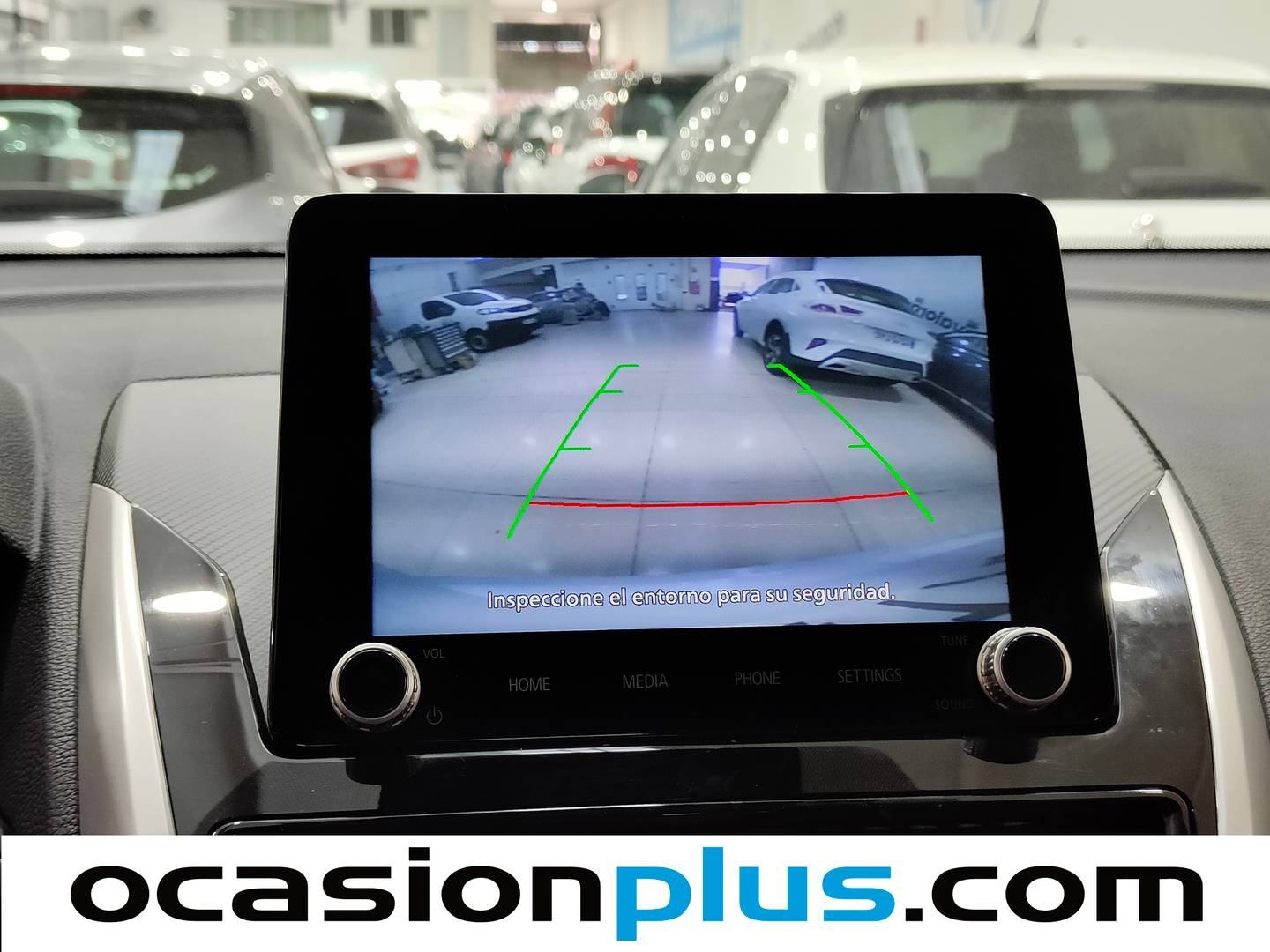 Equipamiento del Mitsubishi Eclipse Cross Mitsubishi Eclipse Cross 2.4 PHEV Kaiteki 4WD Auto (188 CV)