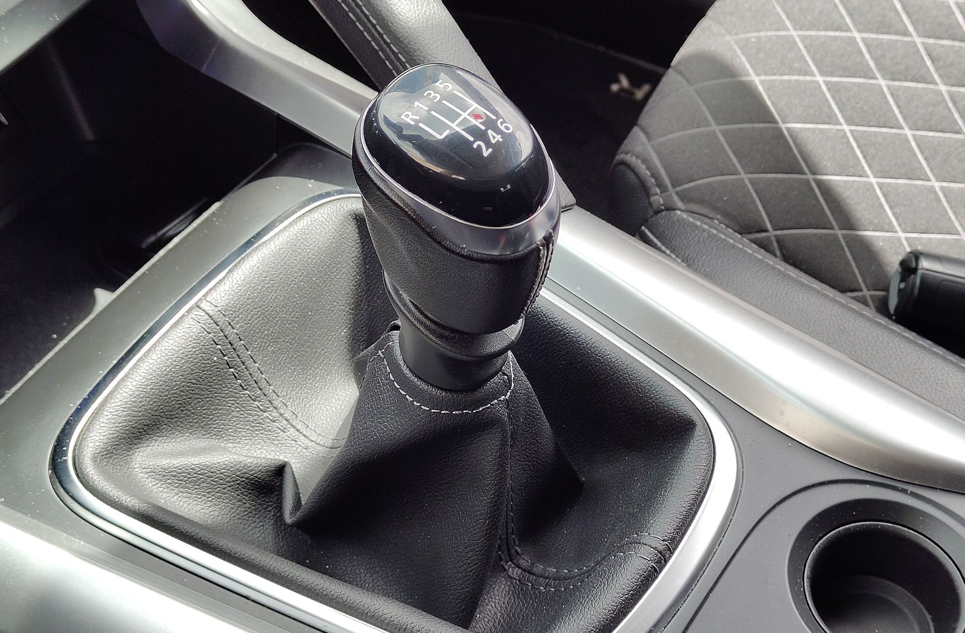 Renault Kadjar Zen TCe GPF - foto 5