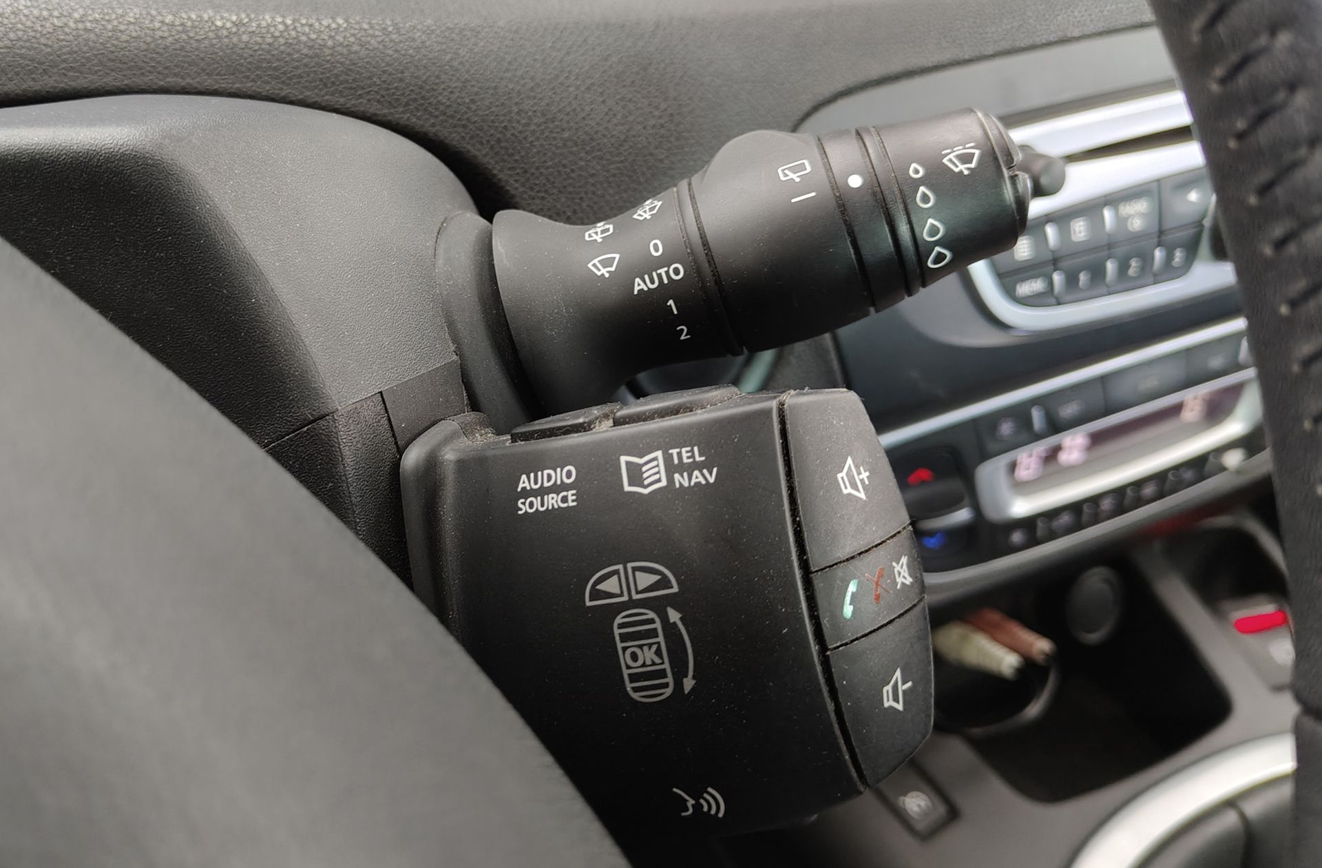 Renault Scénic 1.9 dCi Family Edition - foto 26