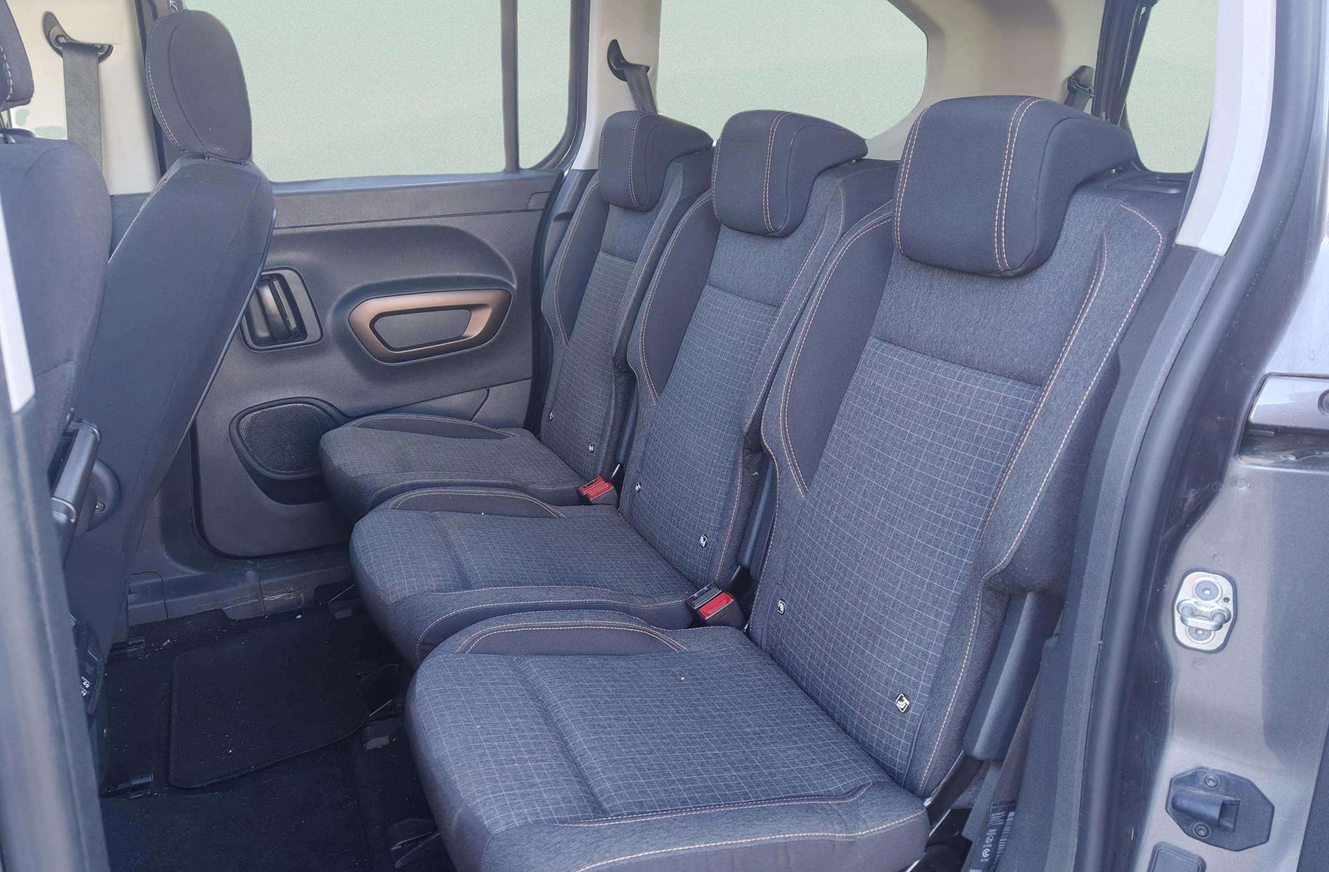 Peugeot Rifter GT Line Long BlueHDi - foto 13