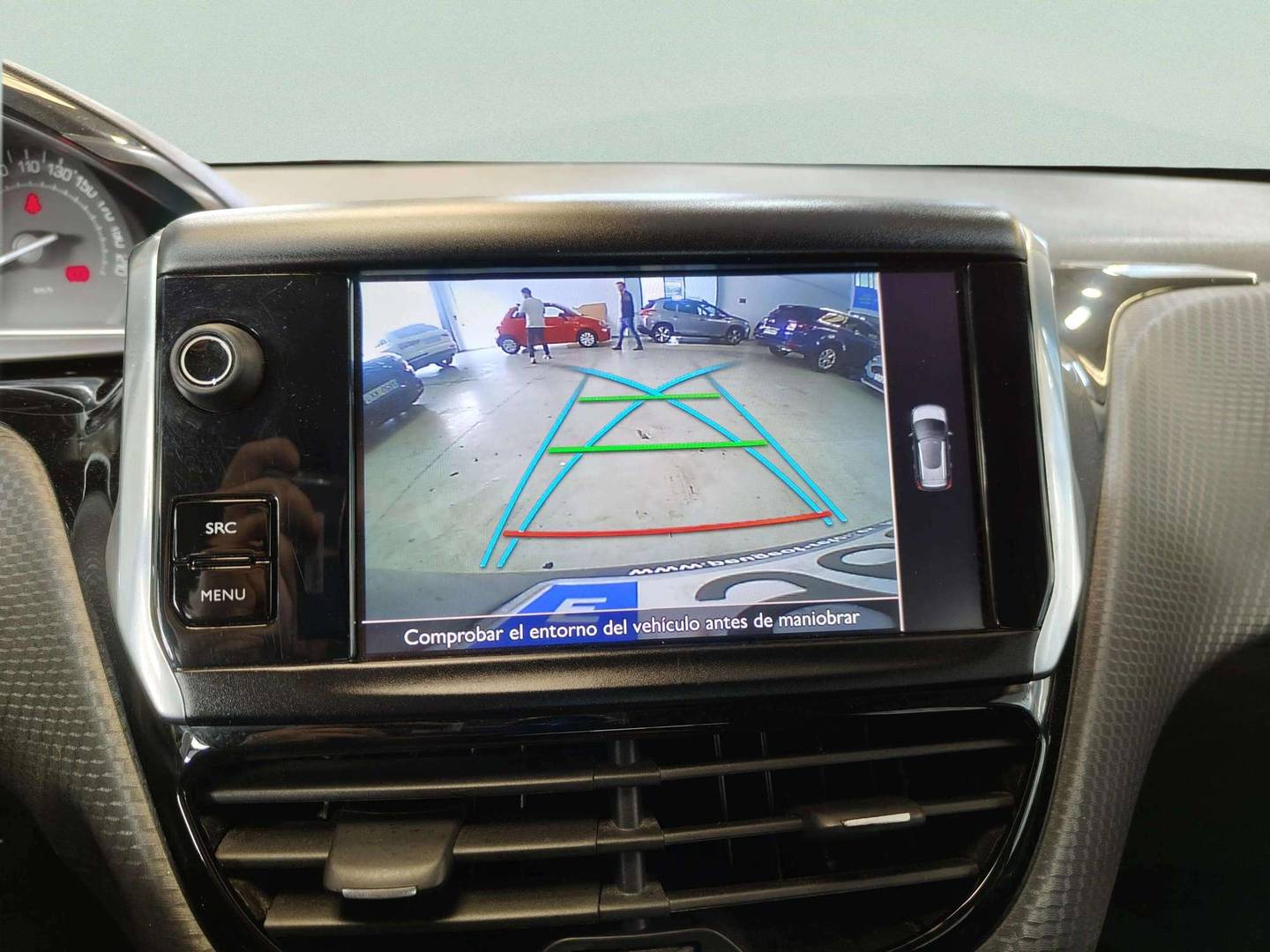 Equipamiento del Peugeot 2008 Peugeot 2008 PureTech 110 S&S Active (110 CV)