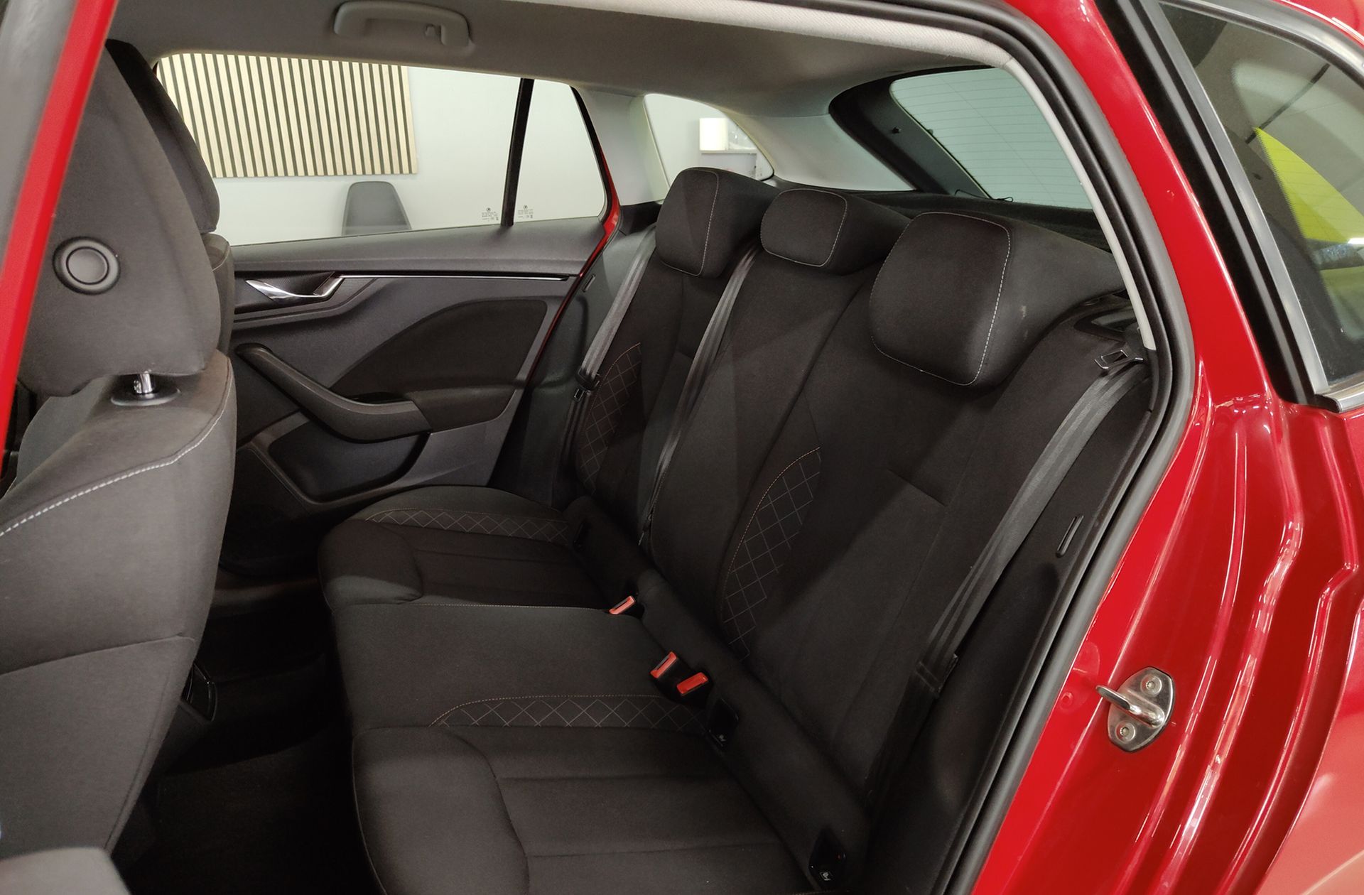 Škoda Scala 1.6 TDI Ambition - foto 11