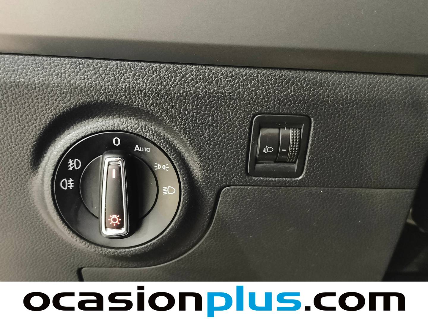 Equipamiento del Seat Ibiza Seat Ibiza 1.0 EcoTSI S&S Style (95 CV)