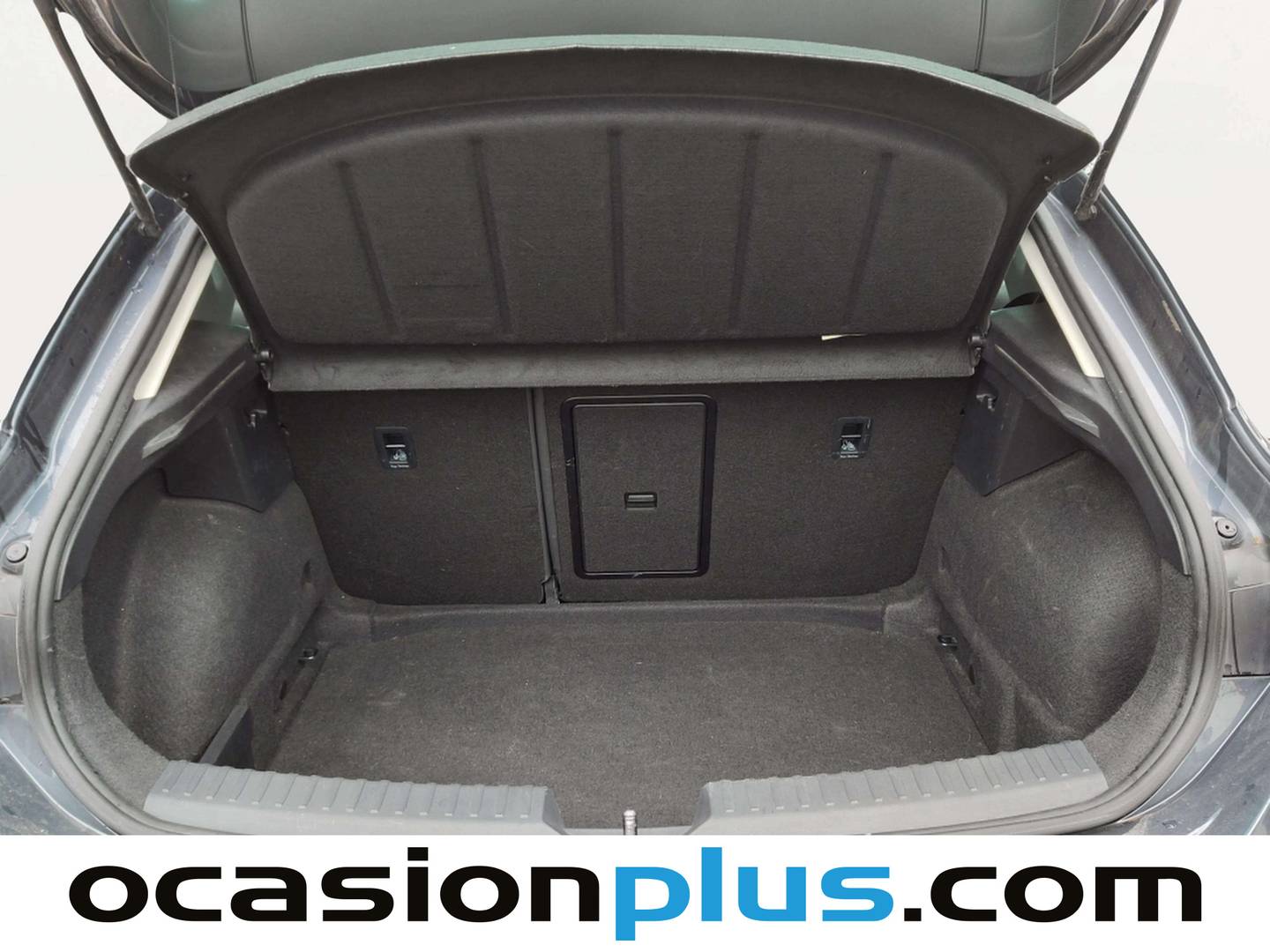 Fotos maletero Seat León SEAT León 2.0 TDI S&S Xcellence Go L DSG (150 CV)
