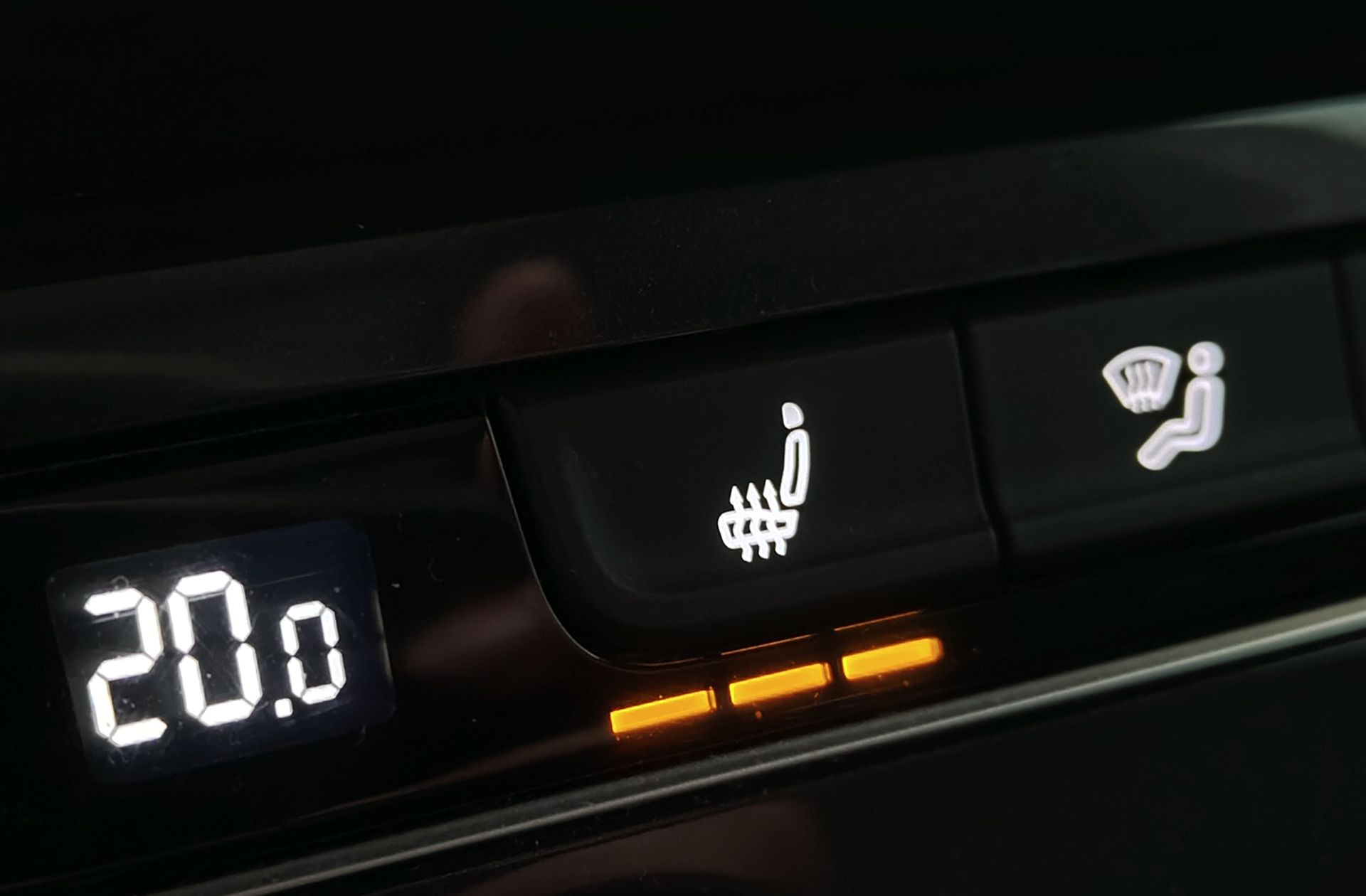 Volkswagen Tiguan Sport 2.0 TDI 4Motion DSG - foto 9