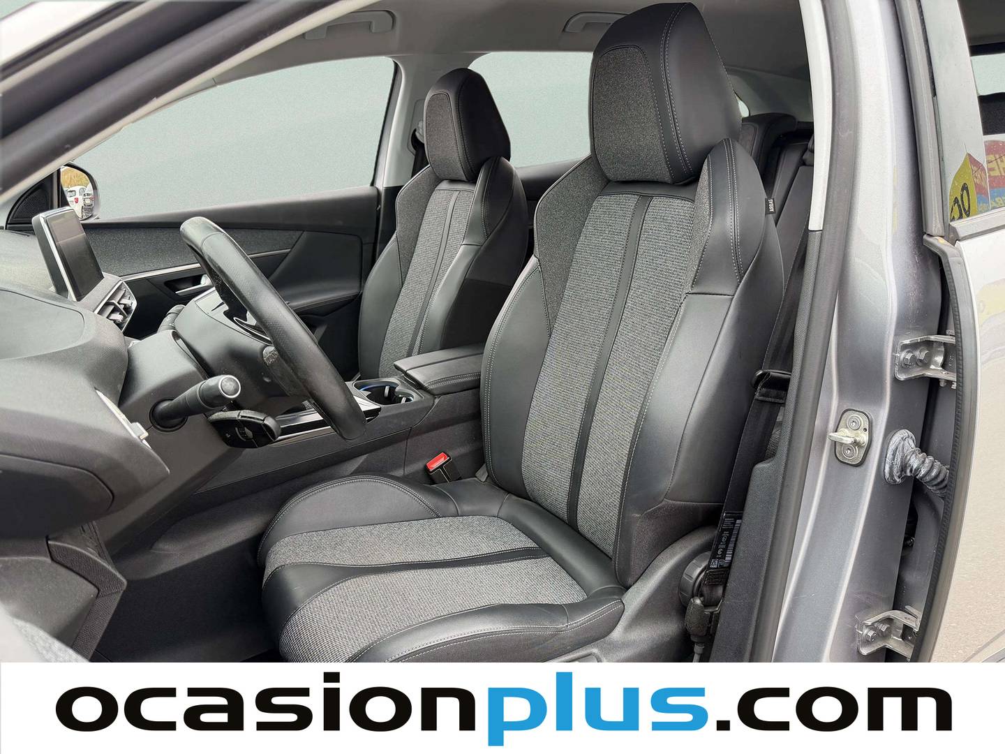 Foto asientos delanteros Peugeot 3008 Peugeot 3008 BlueHDI 130 S&S Allure (130 CV)