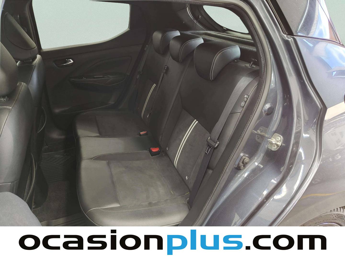 Foto asientos traseros Nissan Micra Nissan Micra DIG-T (117 CV) N-Sport