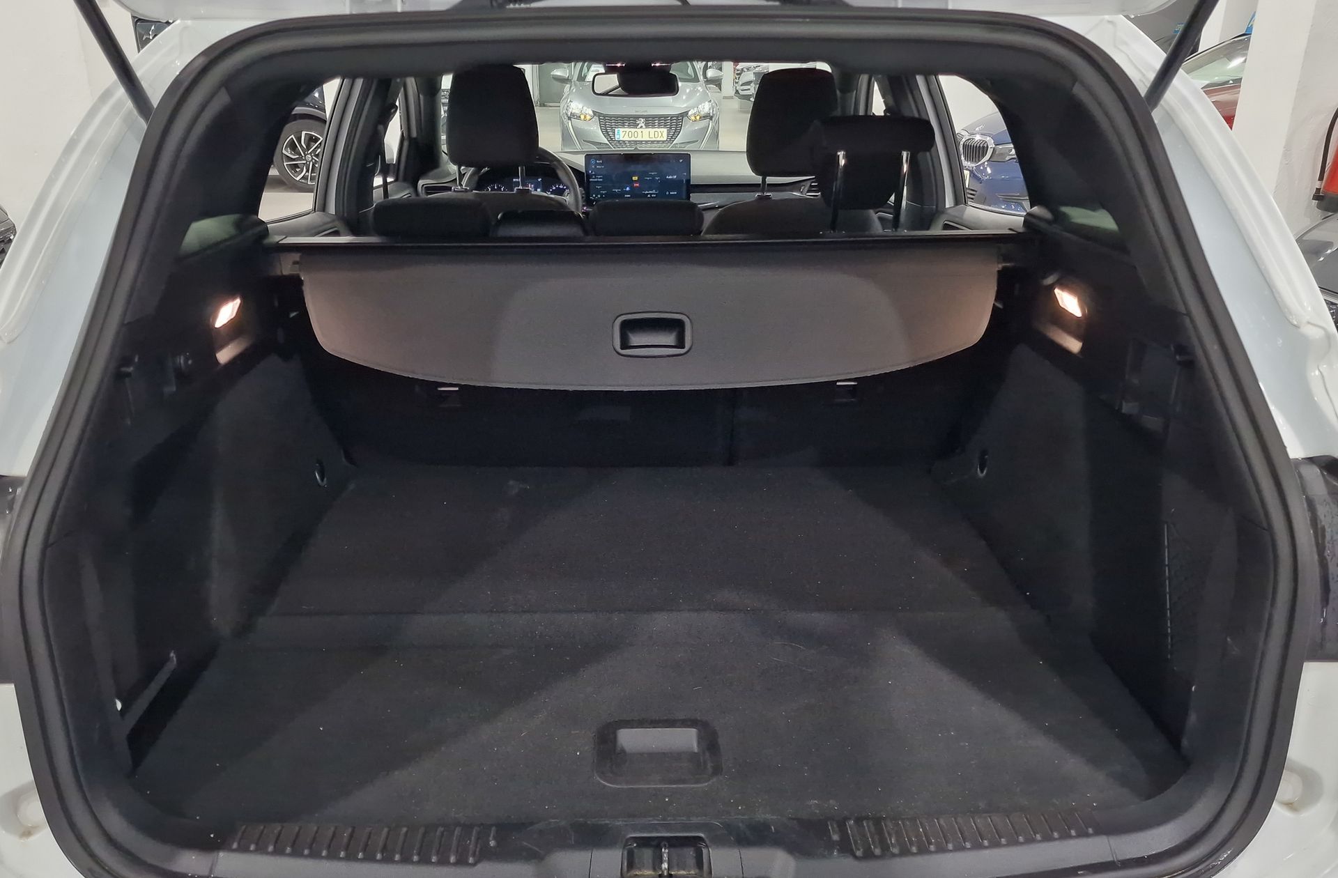 Ford Focus SportBreak 1.0 EcoBoost MHEV ST-Line - foto 23