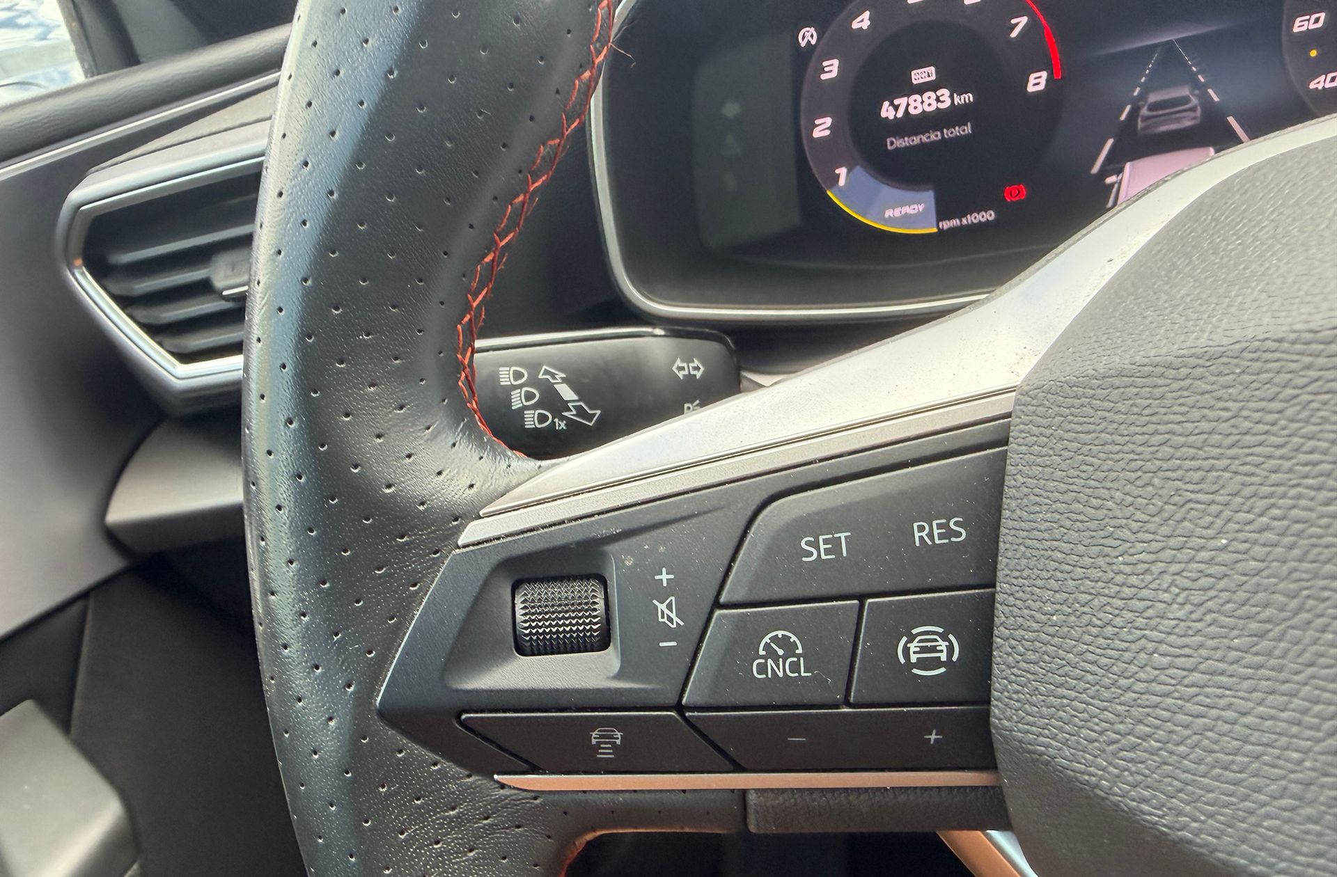 SEAT León 1.5 TSI FR 25 Aniversario - foto 22