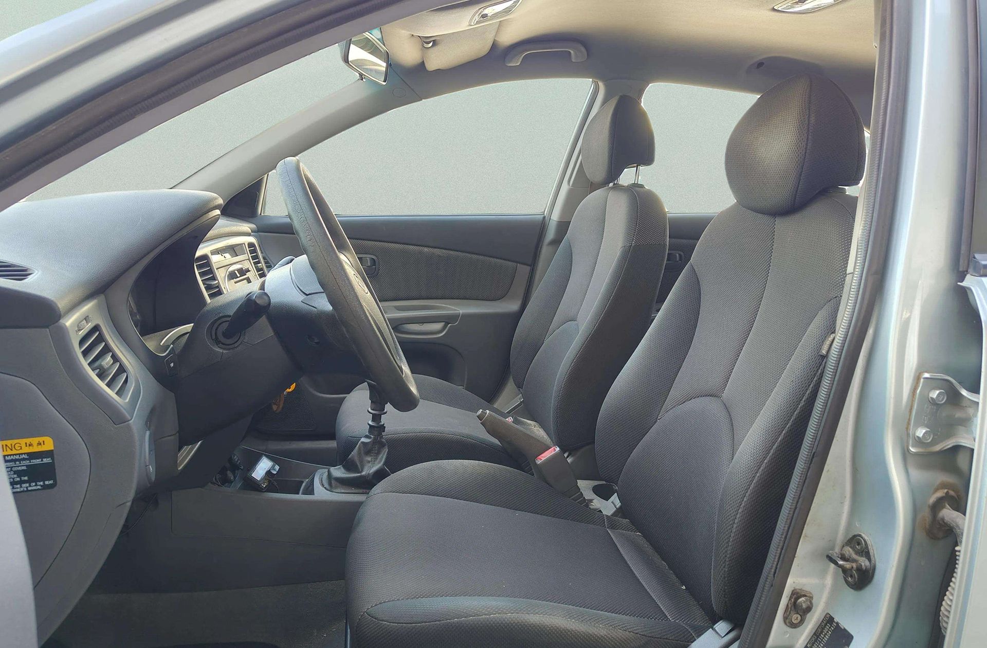 Kia Rio 1.4 Dohc EXI - foto 8