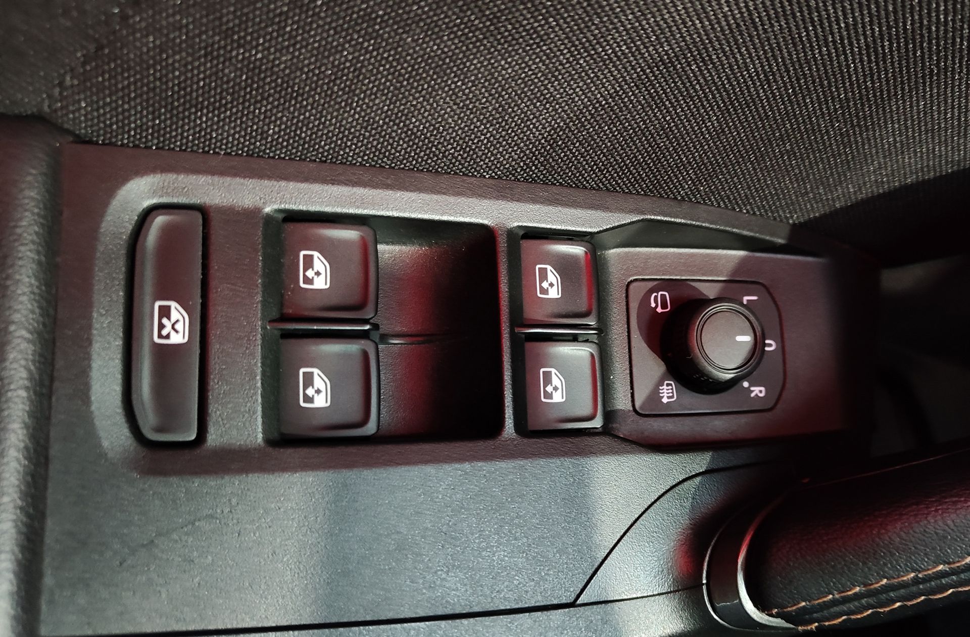 Cupra León Sportstourer 1.5 TSI - foto 37