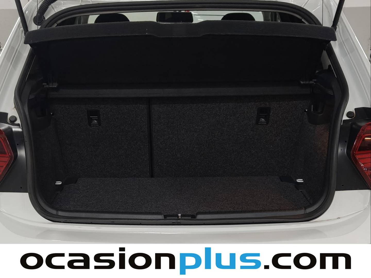 Foto Volkswagen Polo Volkswagen Polo Advance 1.6 TDI (95 CV) siete plazas