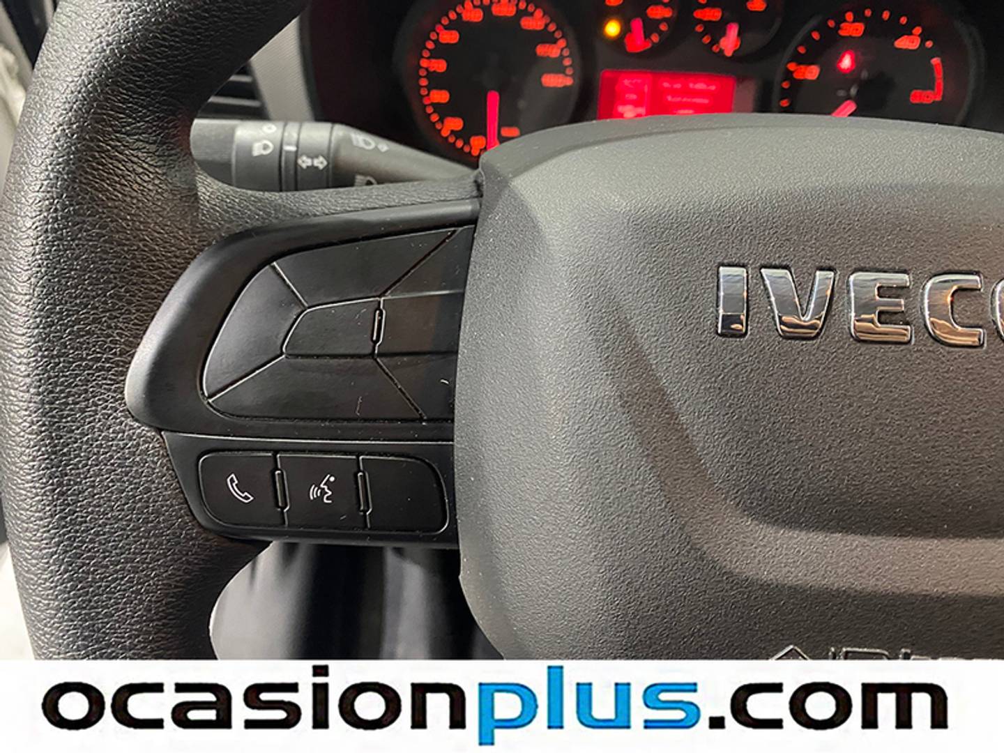 Foto Iveco Daily Iveco Daily Furgon 35S 16 V 3520L/H2 Auto (156 CV)