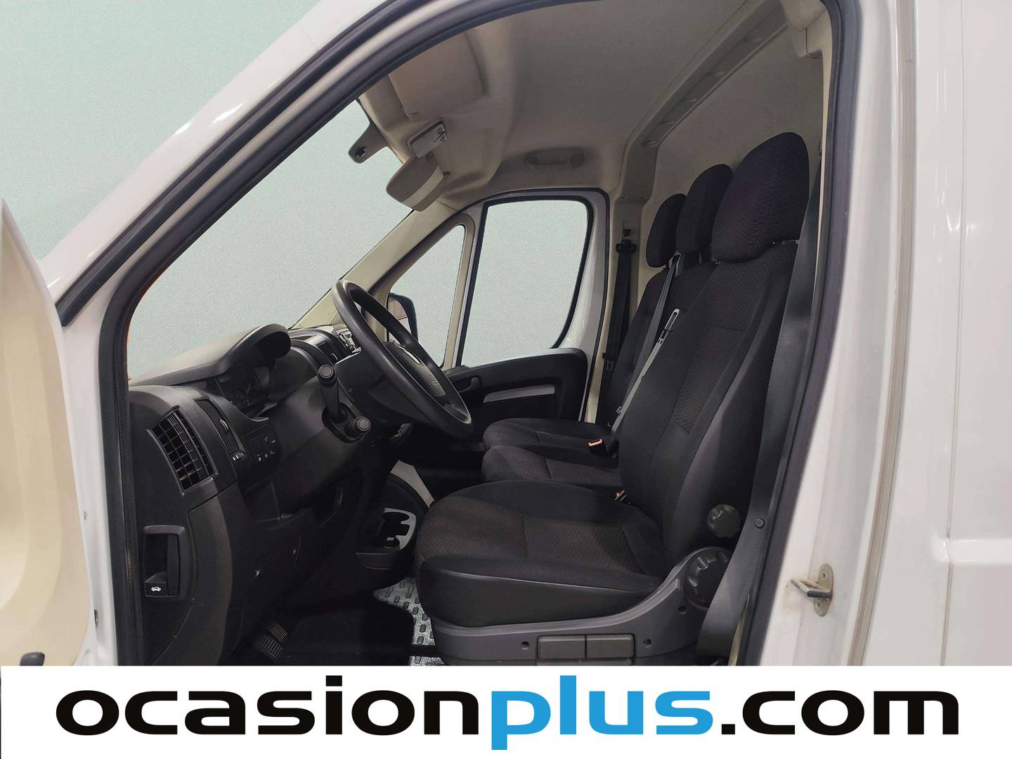 Foto asientos delanteros Opel Movano Opel Movano Furgon 2.2 BlueHDi Base L3H2 3.5T (140 CV)
