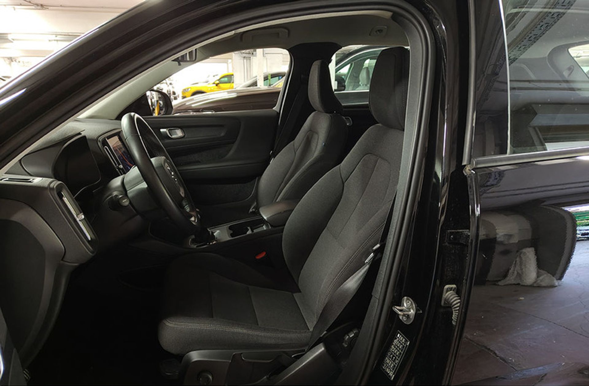 Volvo XC40 T2 Essential - foto 12