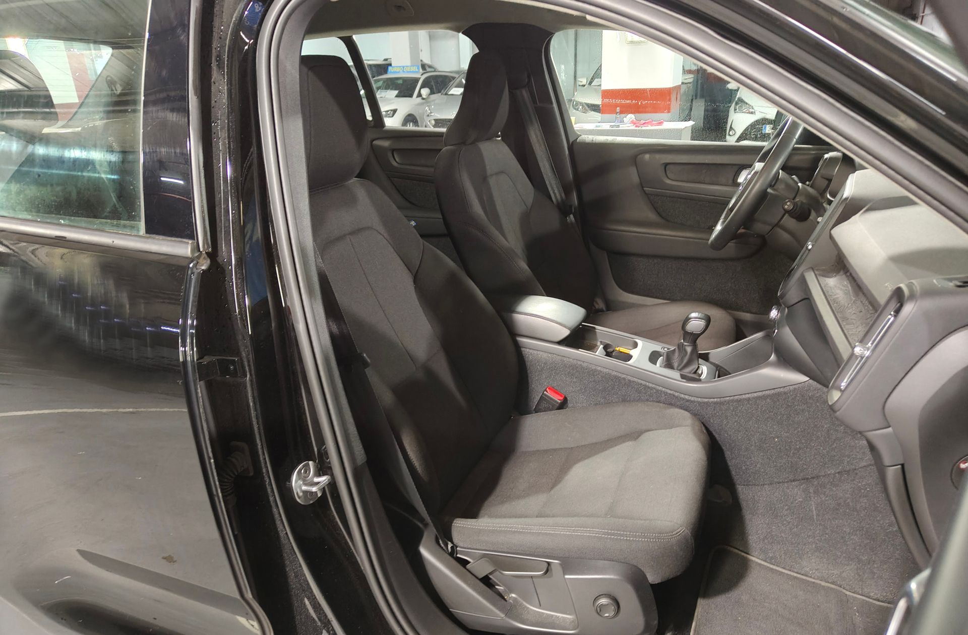 Volvo XC40 T2 Essential - foto 14