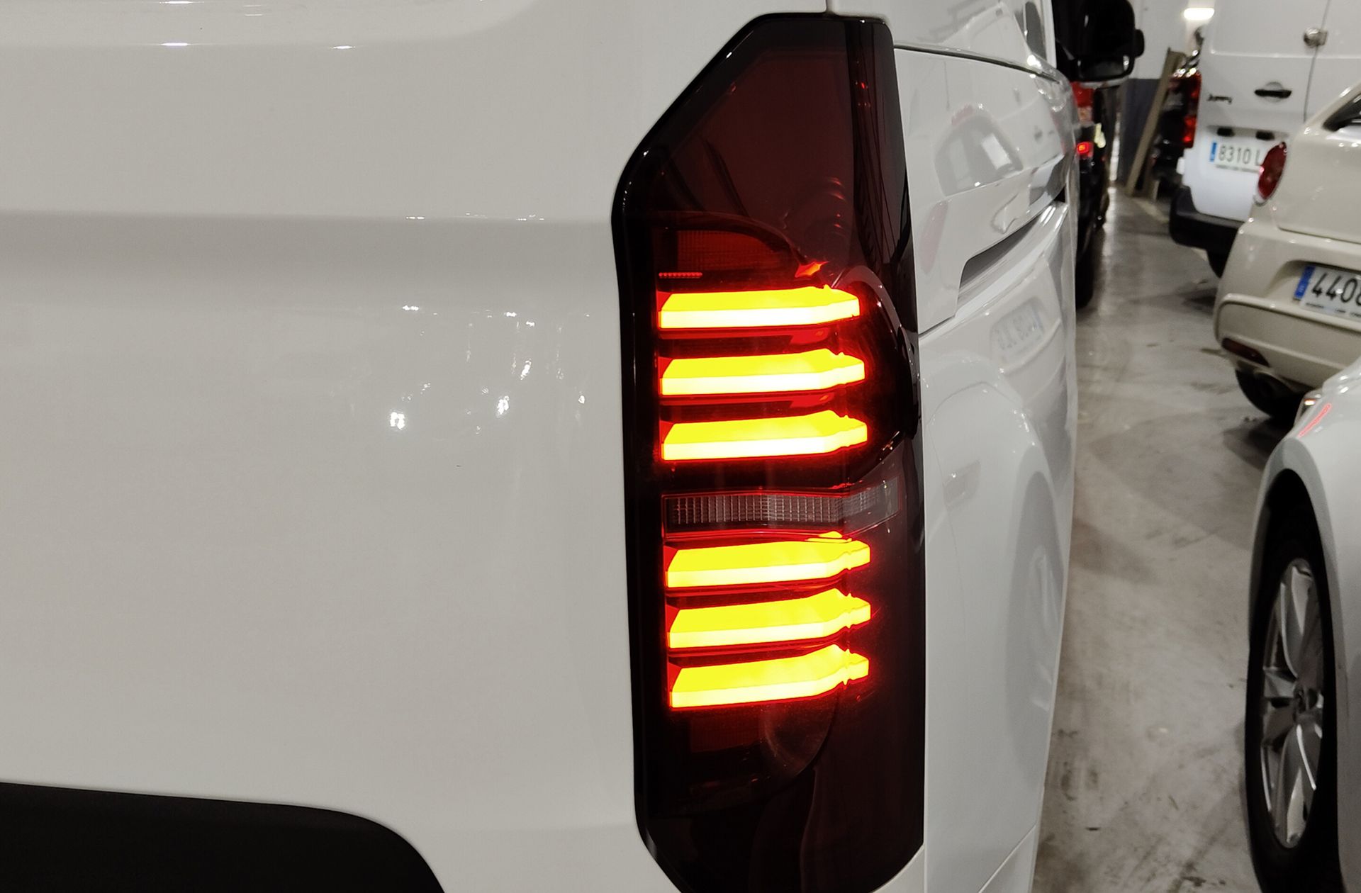 Volkswagen Transporter Furgon Batalla Corta TN 2.0 TDI - foto 15