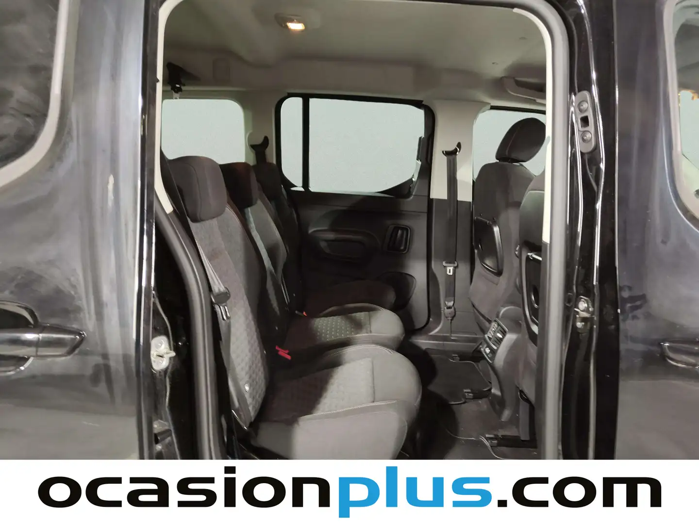 Foto Peugeot Rifter Peugeot Rifter BlueHDi 130 GT Long EAT8 (130 CV) 7 Plazas