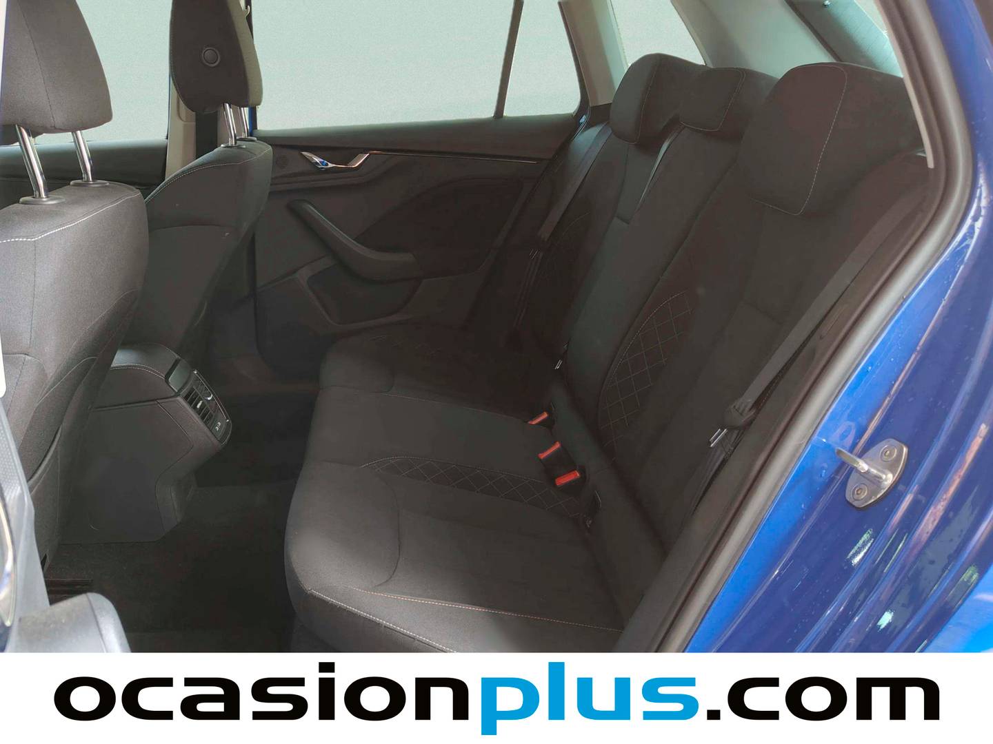 Foto asientos traseros Skoda Kamiq Skoda Kamiq 1.5 TSI Ambition (150 CV)