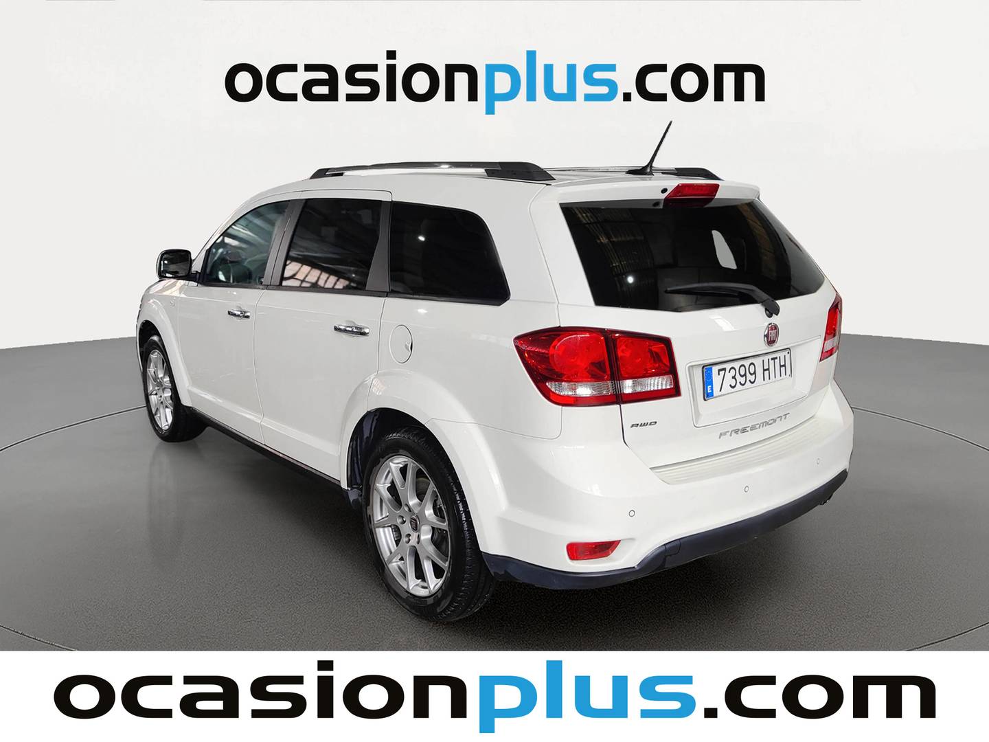 Foto trasera Fiat Freemont Fiat Freemont 2.0 16v Diesel Lounge AWD Auto (170 CV) 7 Plazas izquierda