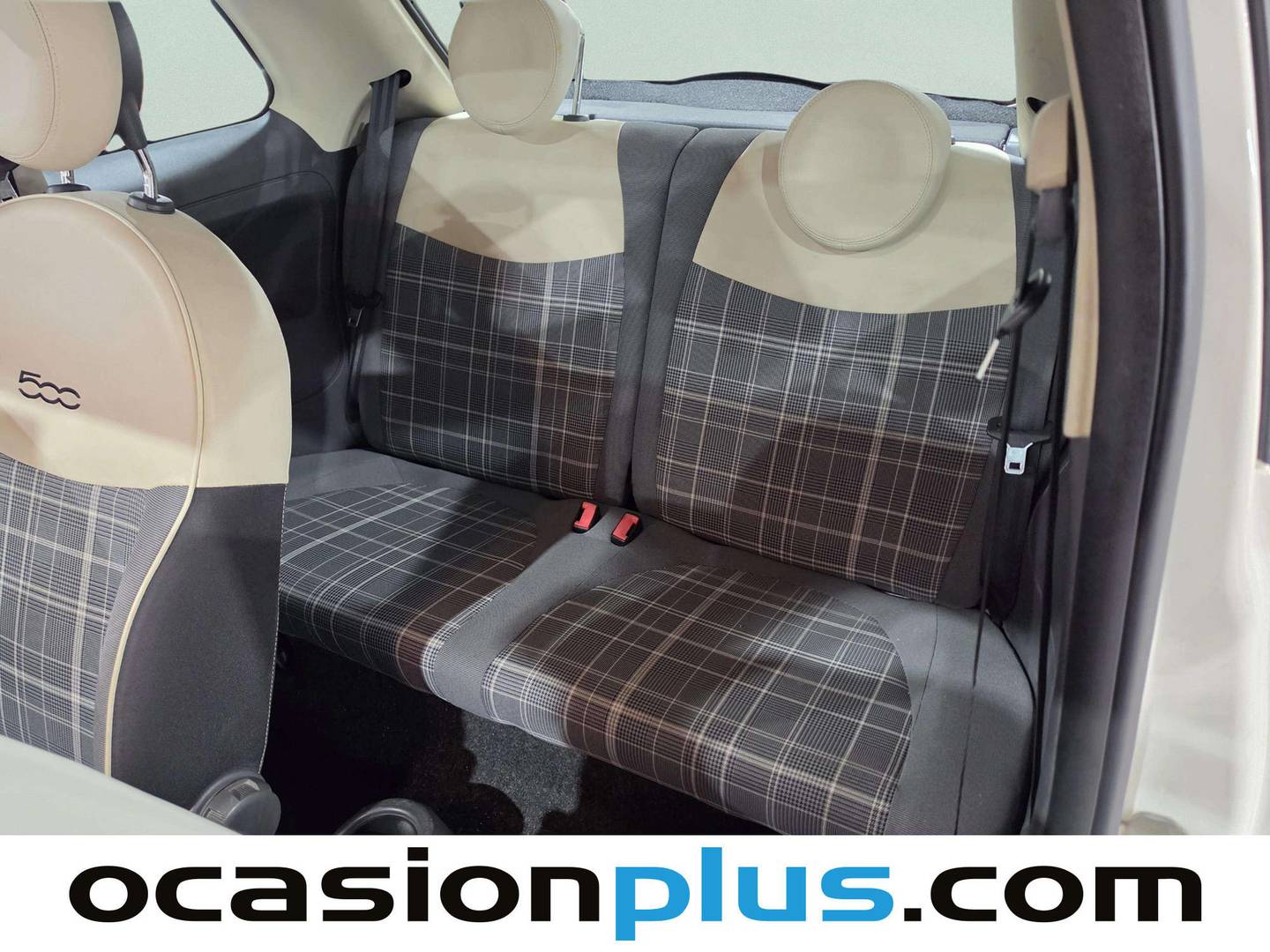 Foto asientos traseros Fiat 500 Fiat 500 1.2 8v Lounge (69 CV)