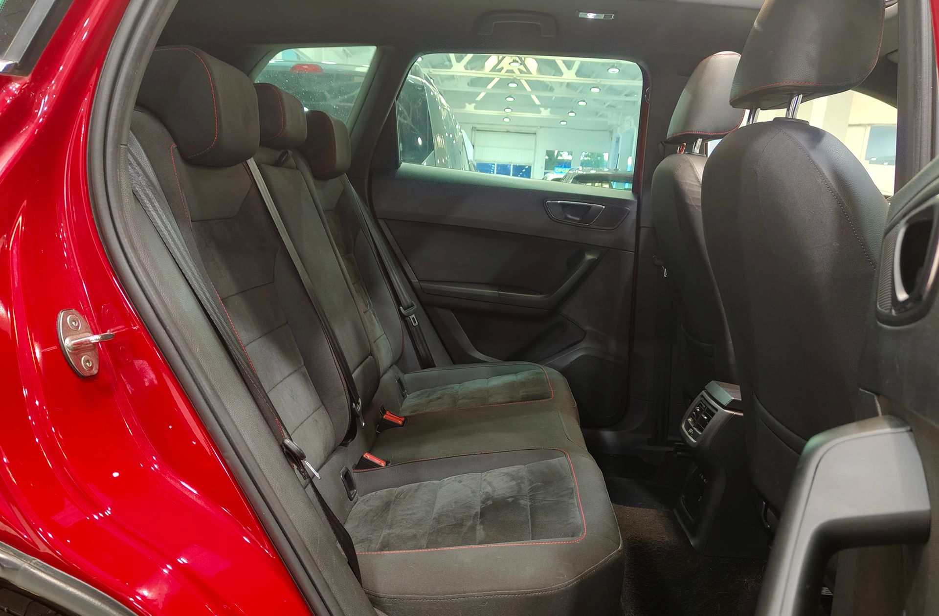 SEAT Ateca 2.0 TSI FR 4Drive DSG - foto 25