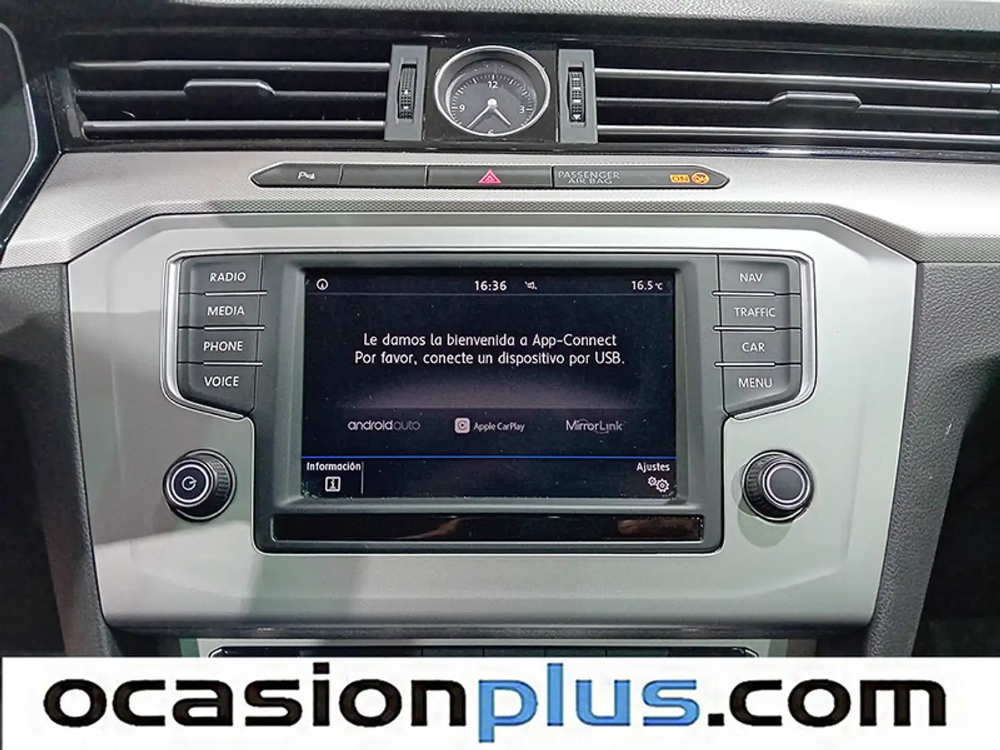 Foto Volkswagen Passat Volkswagen Passat Advance 2.0 TDI BMT (150 CV) DSG