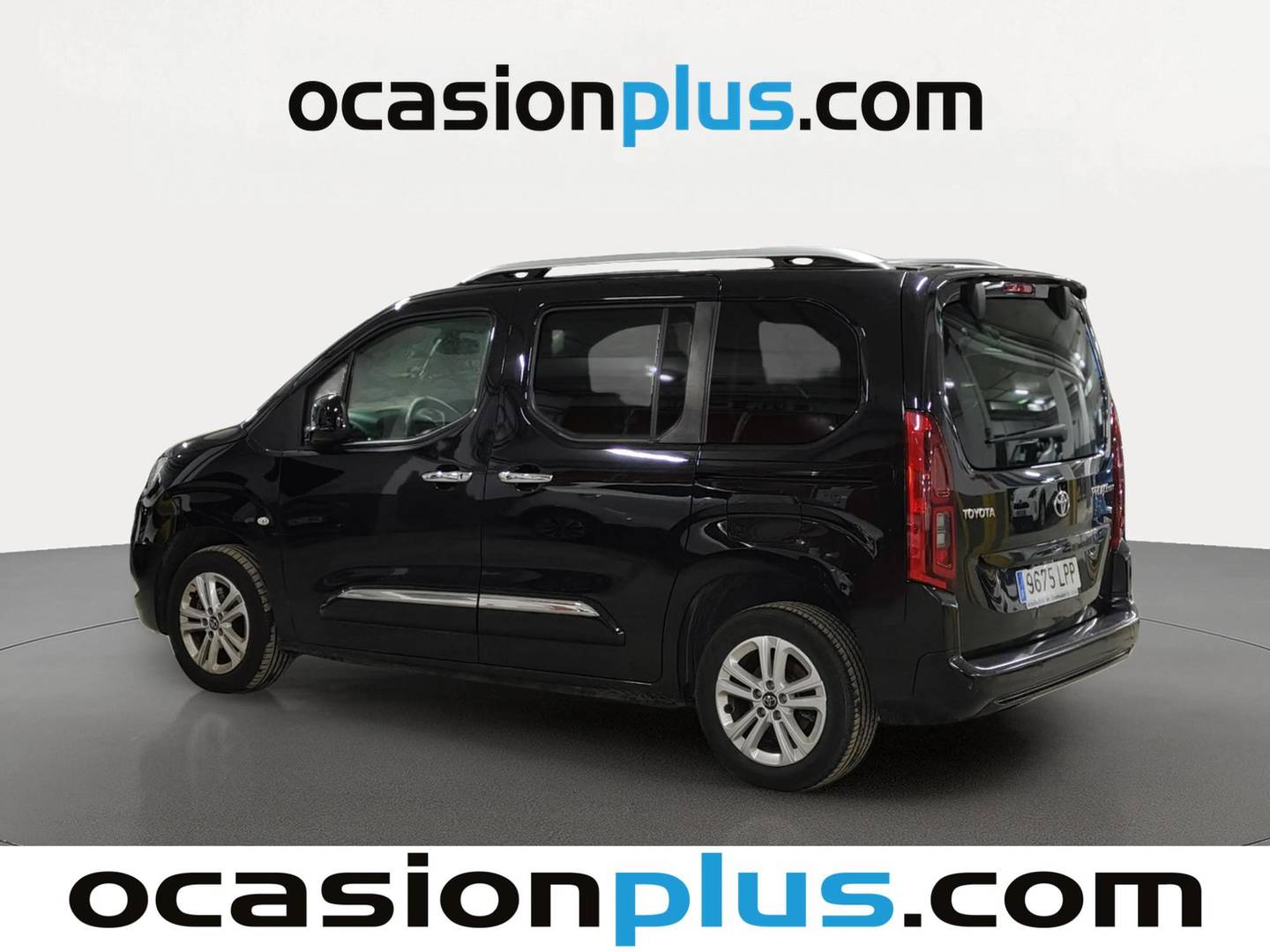 Foto Toyota Proace City Verso Toyota Proace City Verso 1.2 Family Active L1 Auto (131 CV)