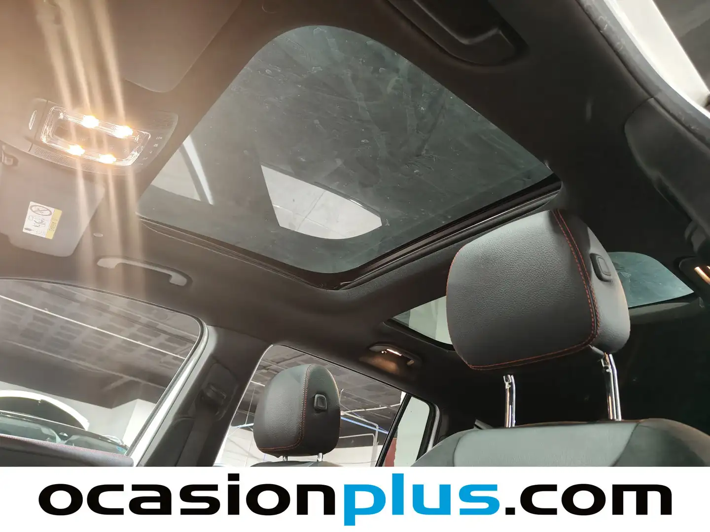 Foto Mercedes GLB Mercedes-Benz GLB 200 d (150 CV) Pack AMG