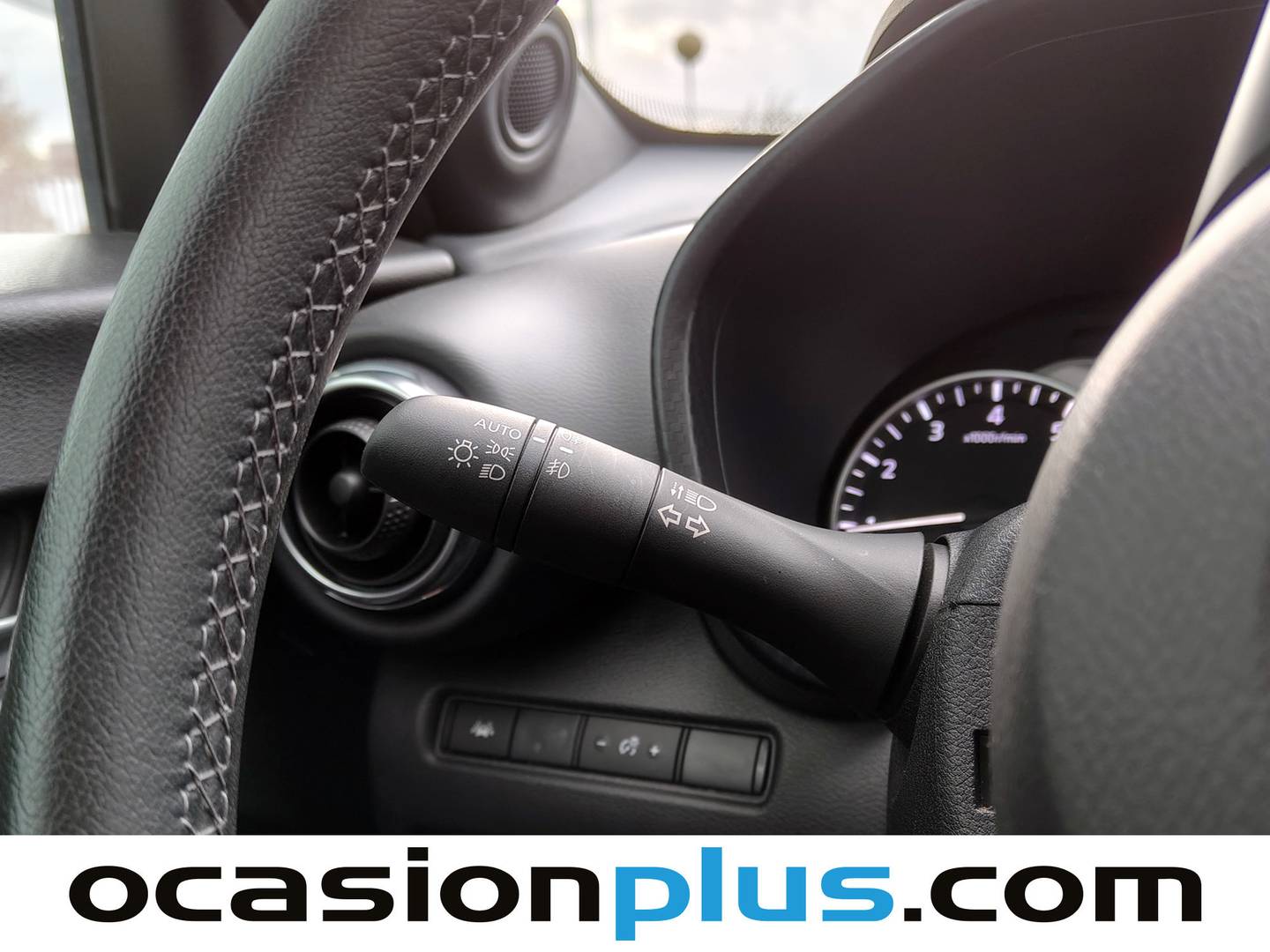 Foto Nissan JUKE Nissan Juke DIG-T N-Design Black (114 CV)