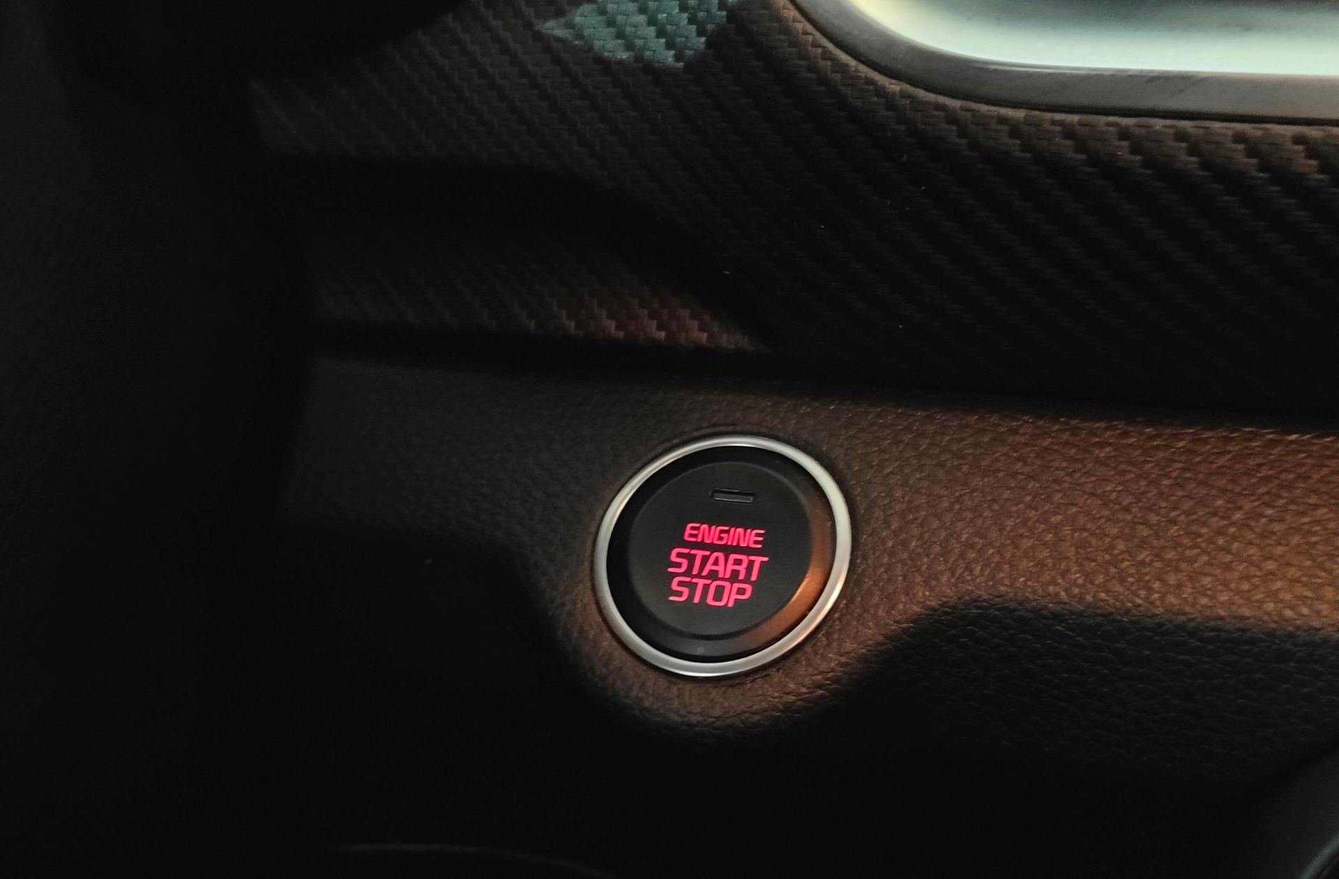 Kia Stonic 1.0 T-GDi MHEV iMT GT Line - foto 31