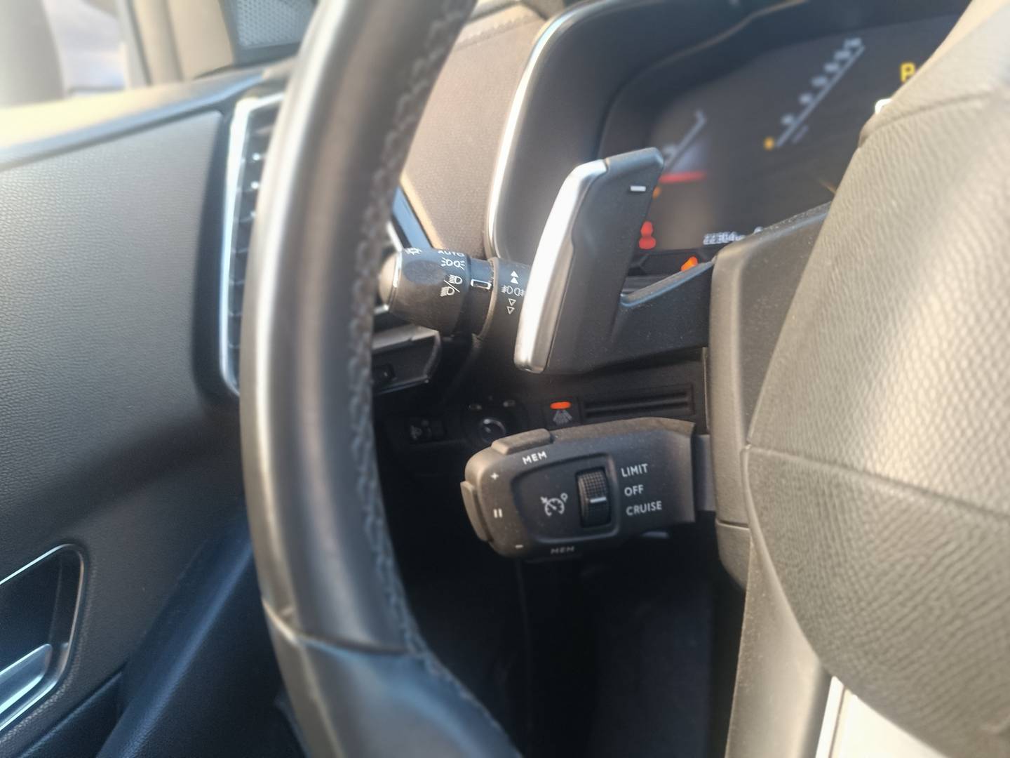 Foto DS DS 7 Crossback DS DS7 Crossback PureTech 130 Bastille+ AT (131 CV)