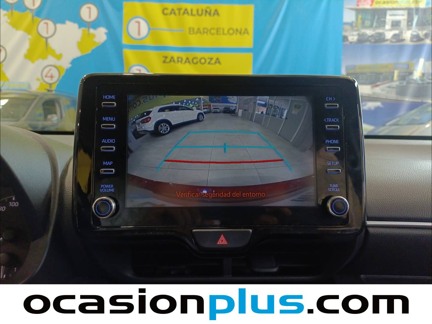 Equipamiento del Toyota Yaris Toyota Yaris 120H Business Plus (116 CV)